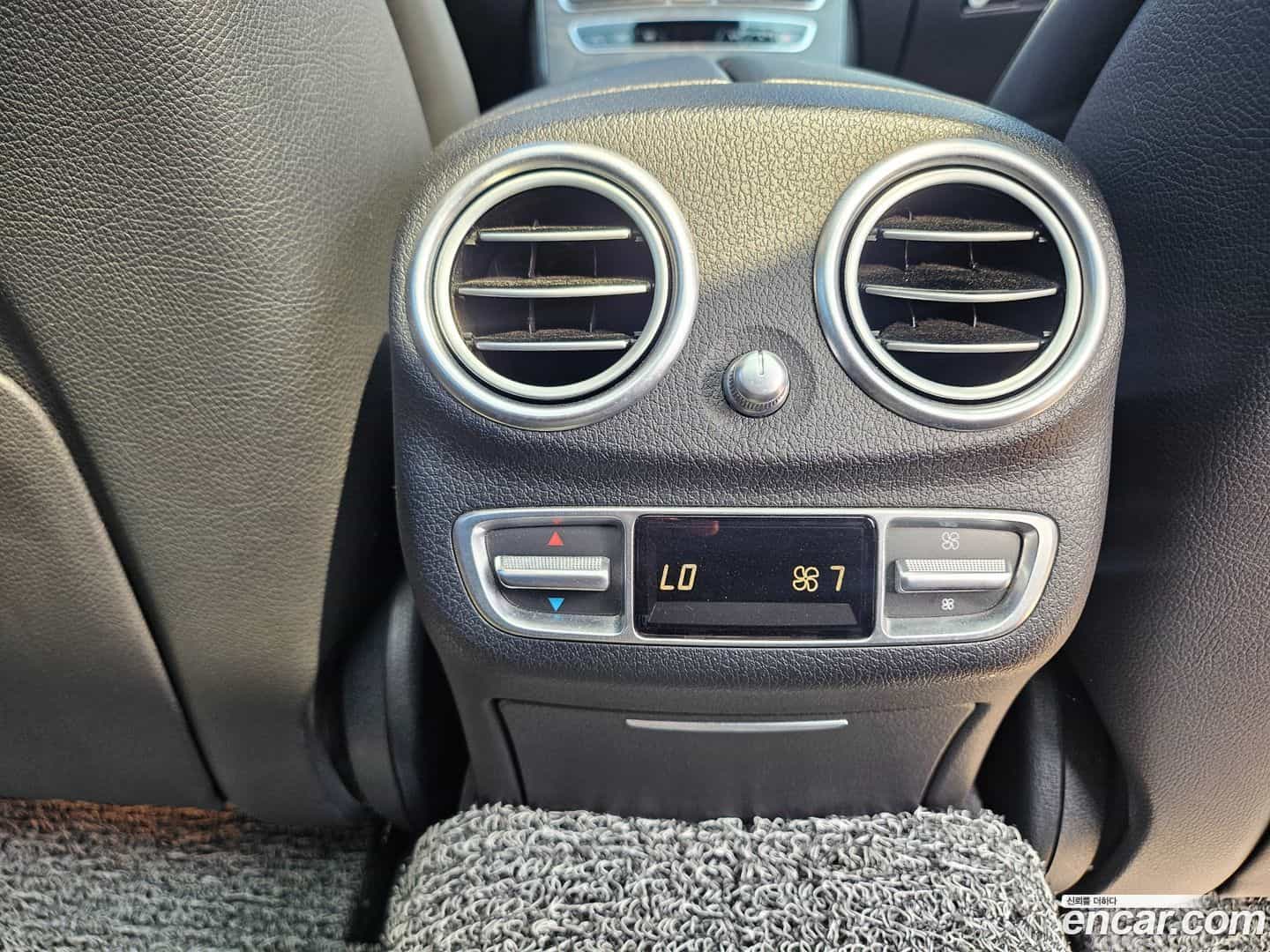 E-Class Mercedes-Benz 2020.10-OPTION-018