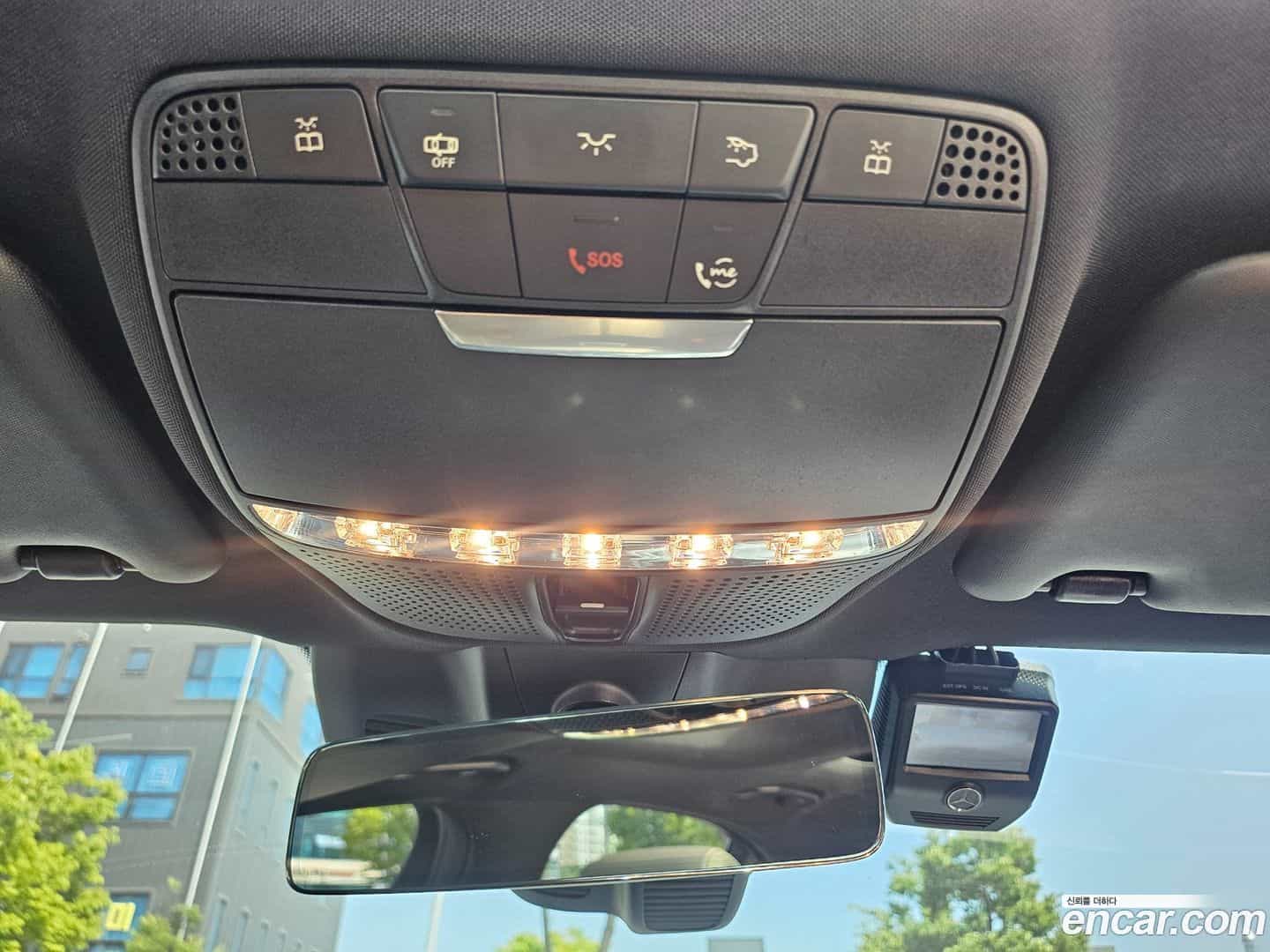 E-Class Mercedes-Benz 2020.10-OPTION-020
