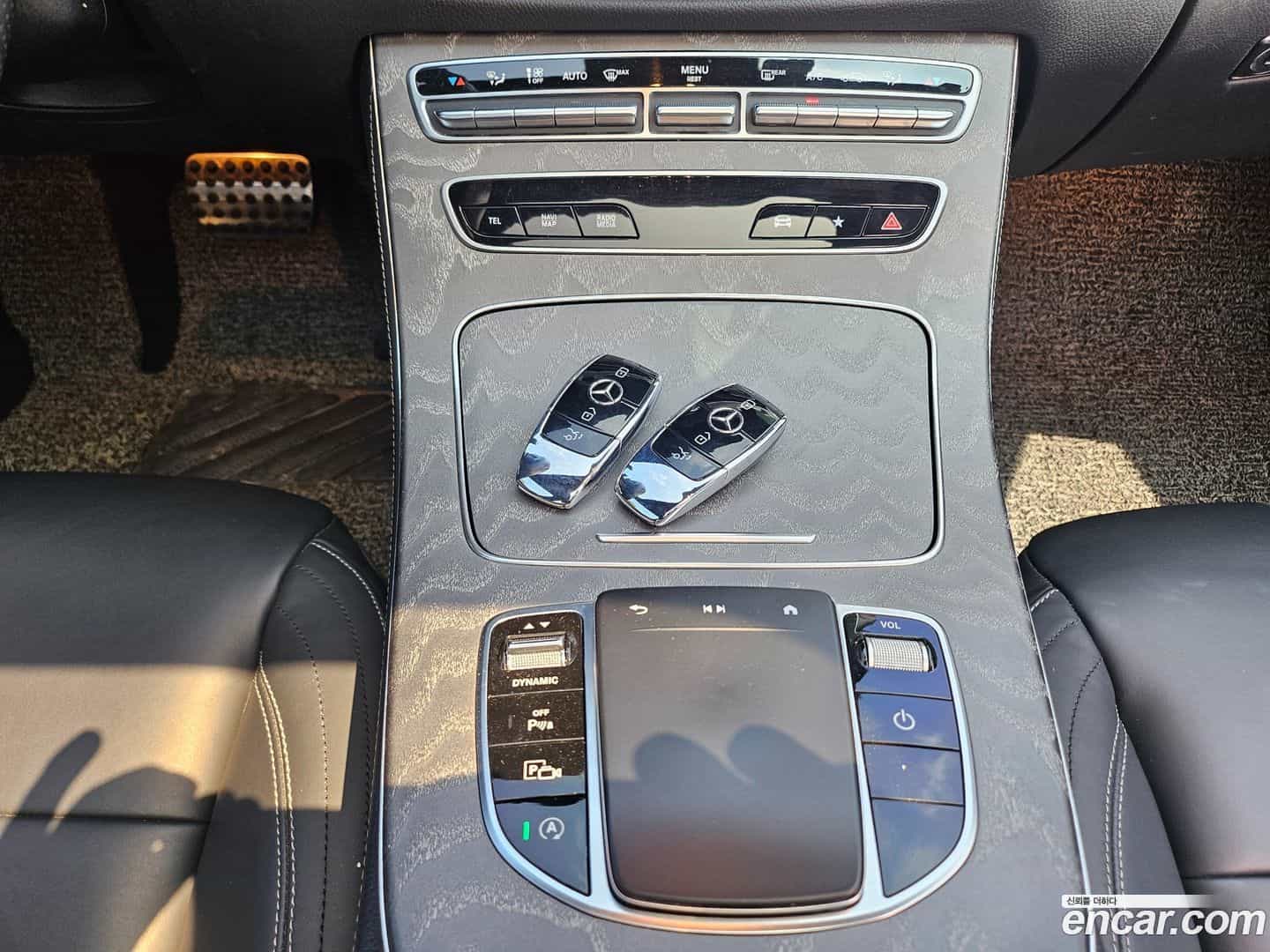 E-Class Mercedes-Benz 2020.10-OPTION-021