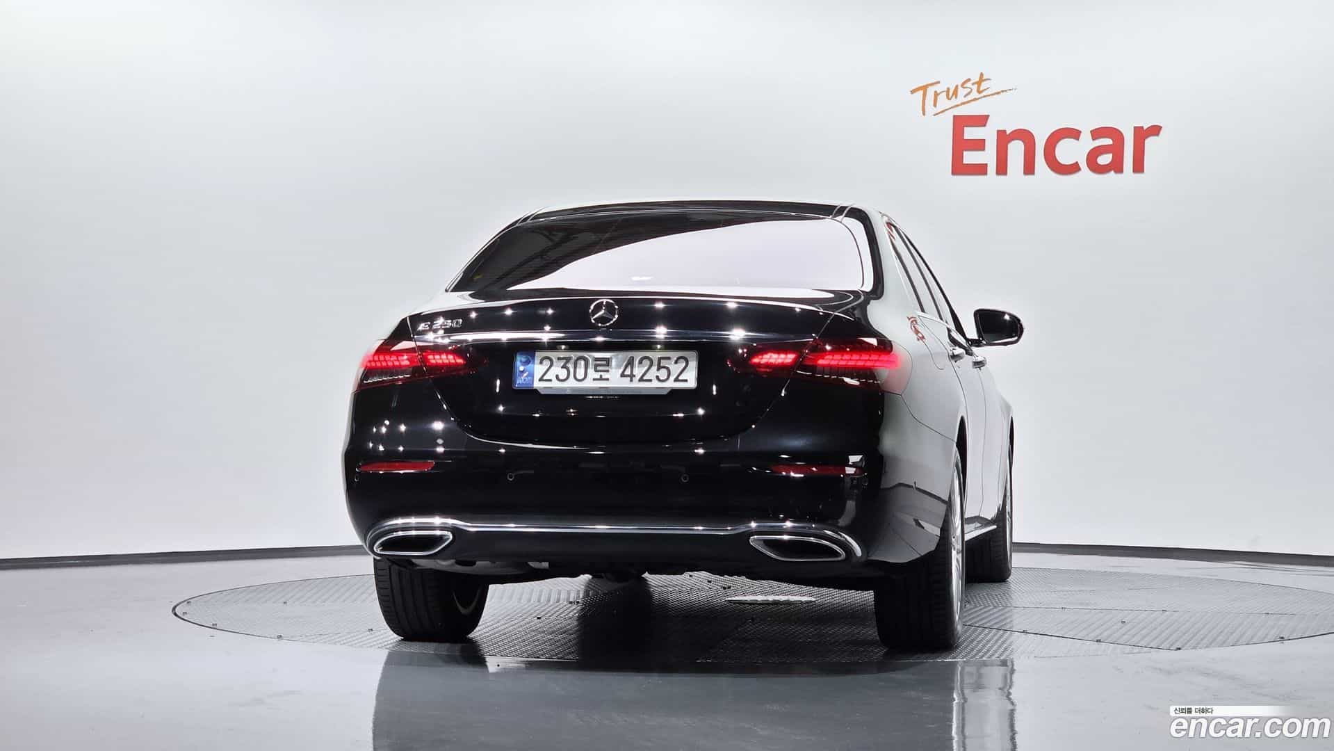 E-Class Mercedes-Benz 2022.11-OUTER-004