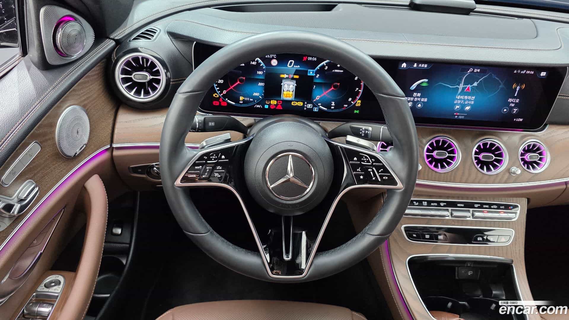 E-Class Mercedes-Benz 2022.11-OPTION-017