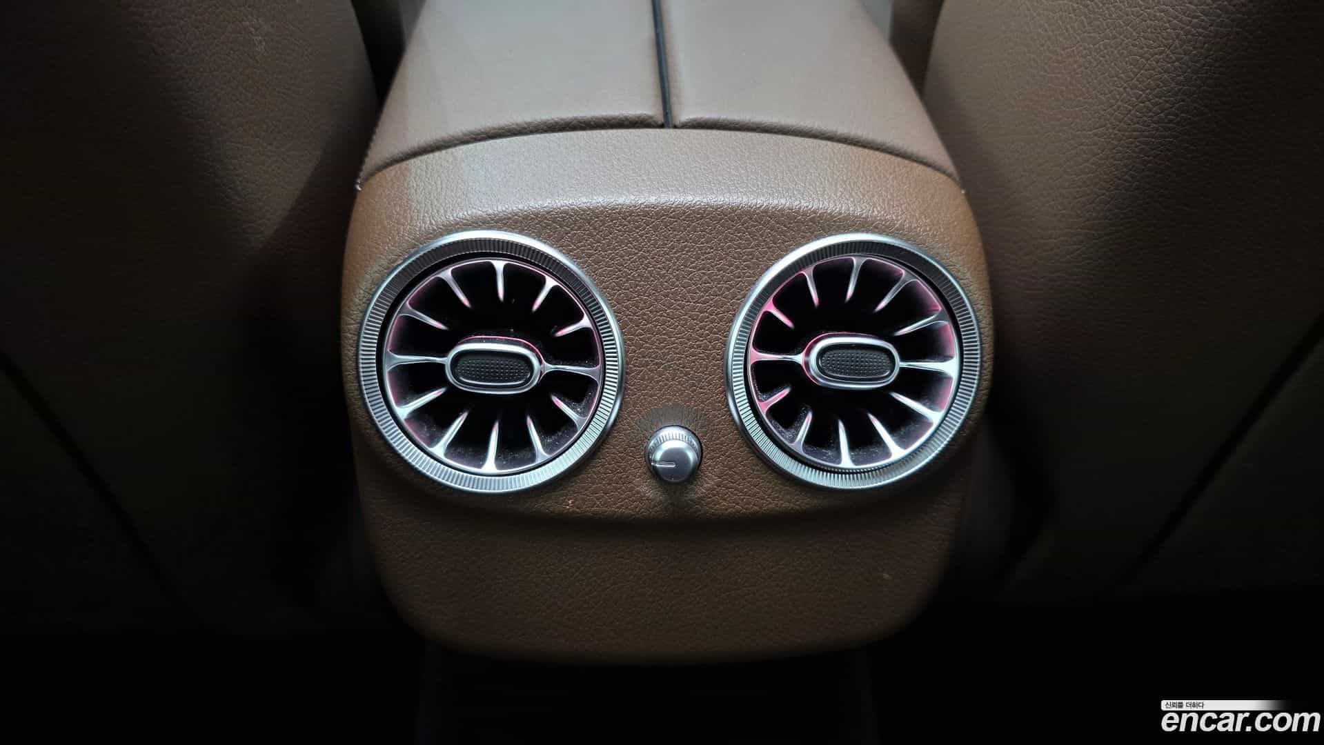 E-Class Mercedes-Benz 2022.11-OPTION-045