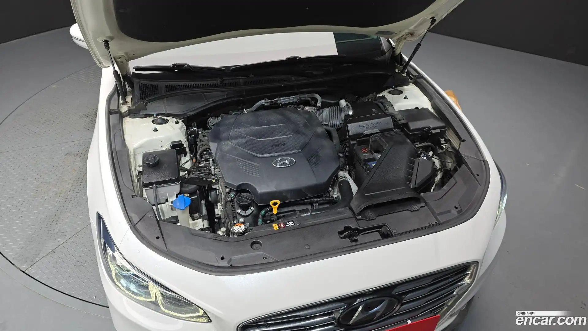 Grandeur Hyundai 2018.0-OUTER-006