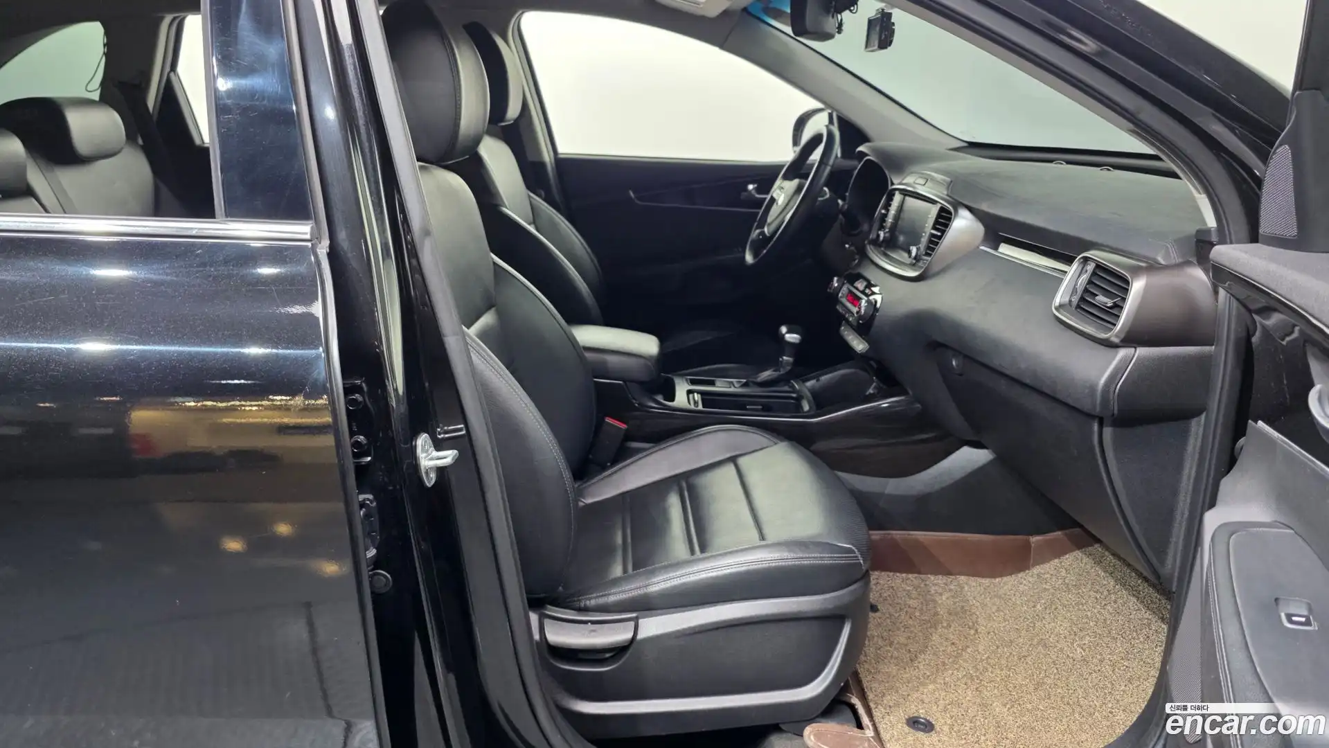 Sorento Kia 2017.9-OPTION-015