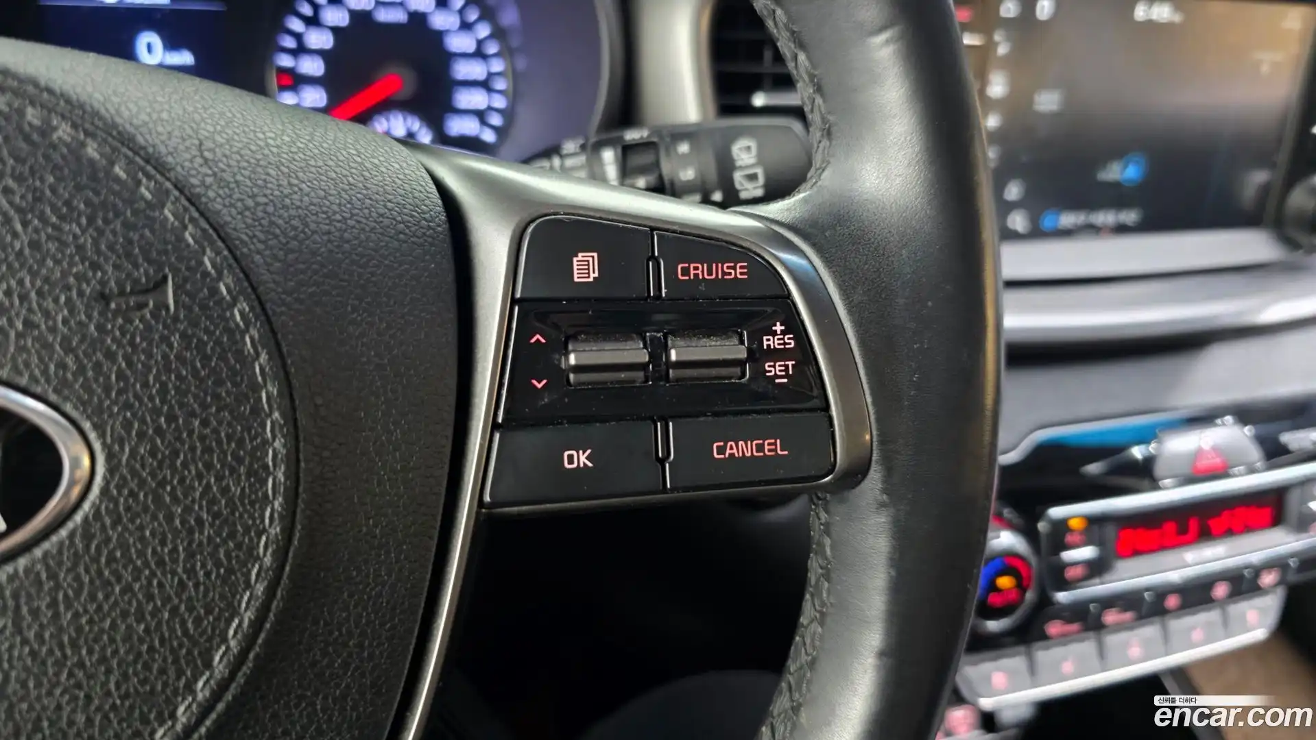 Sorento Kia 2017.9-OPTION-040
