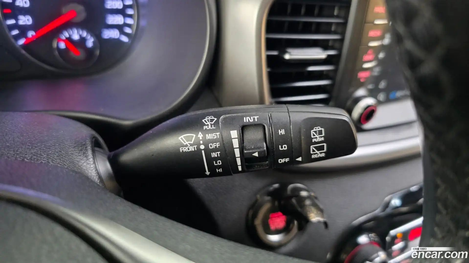 Sorento Kia 2017.9-OPTION-043