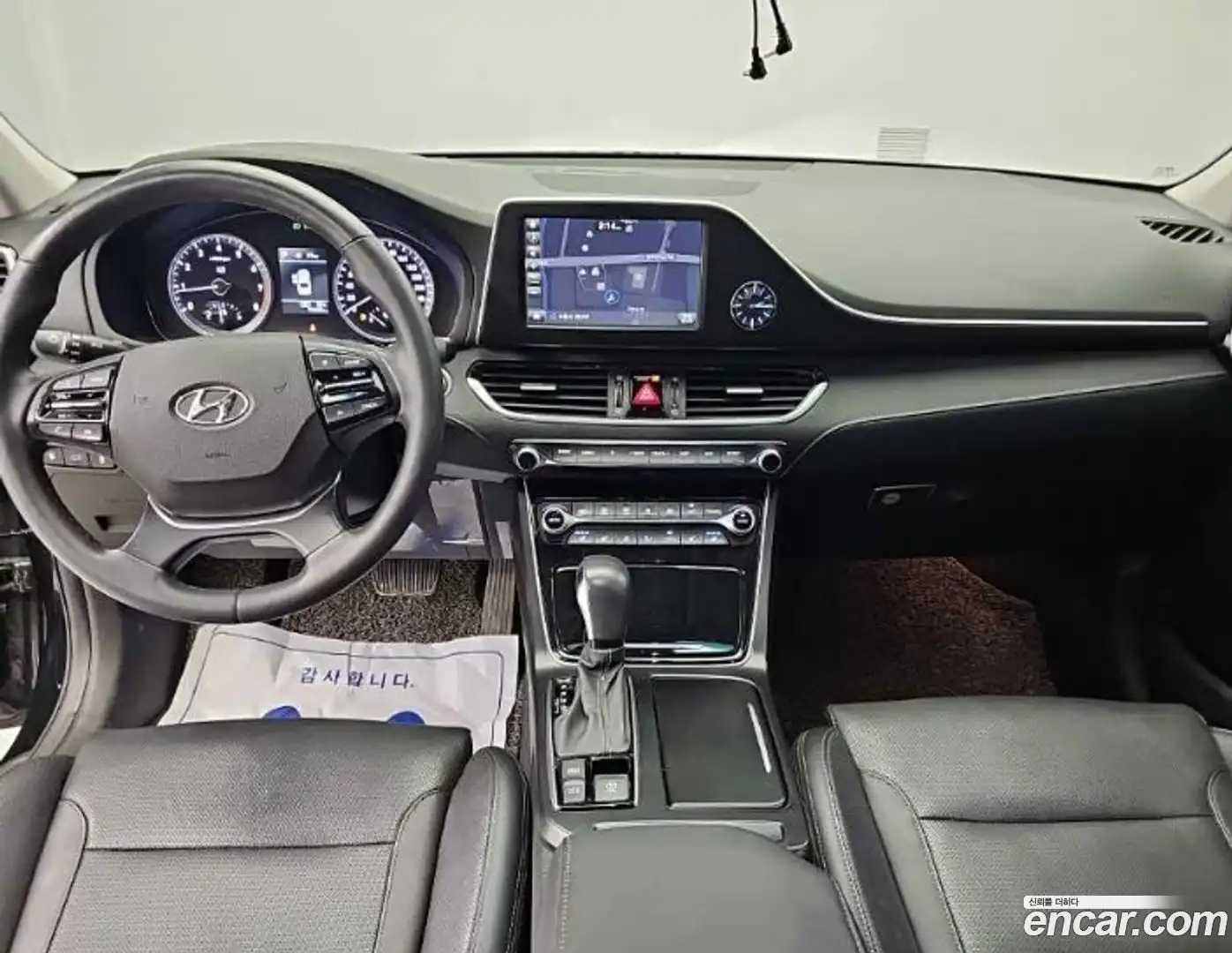 Grandeur Hyundai 2019.0-INNER-007