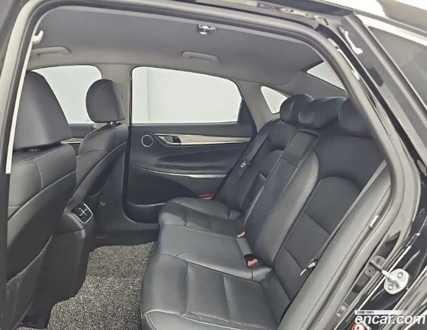 Grandeur Hyundai 2019.0-OPTION-016