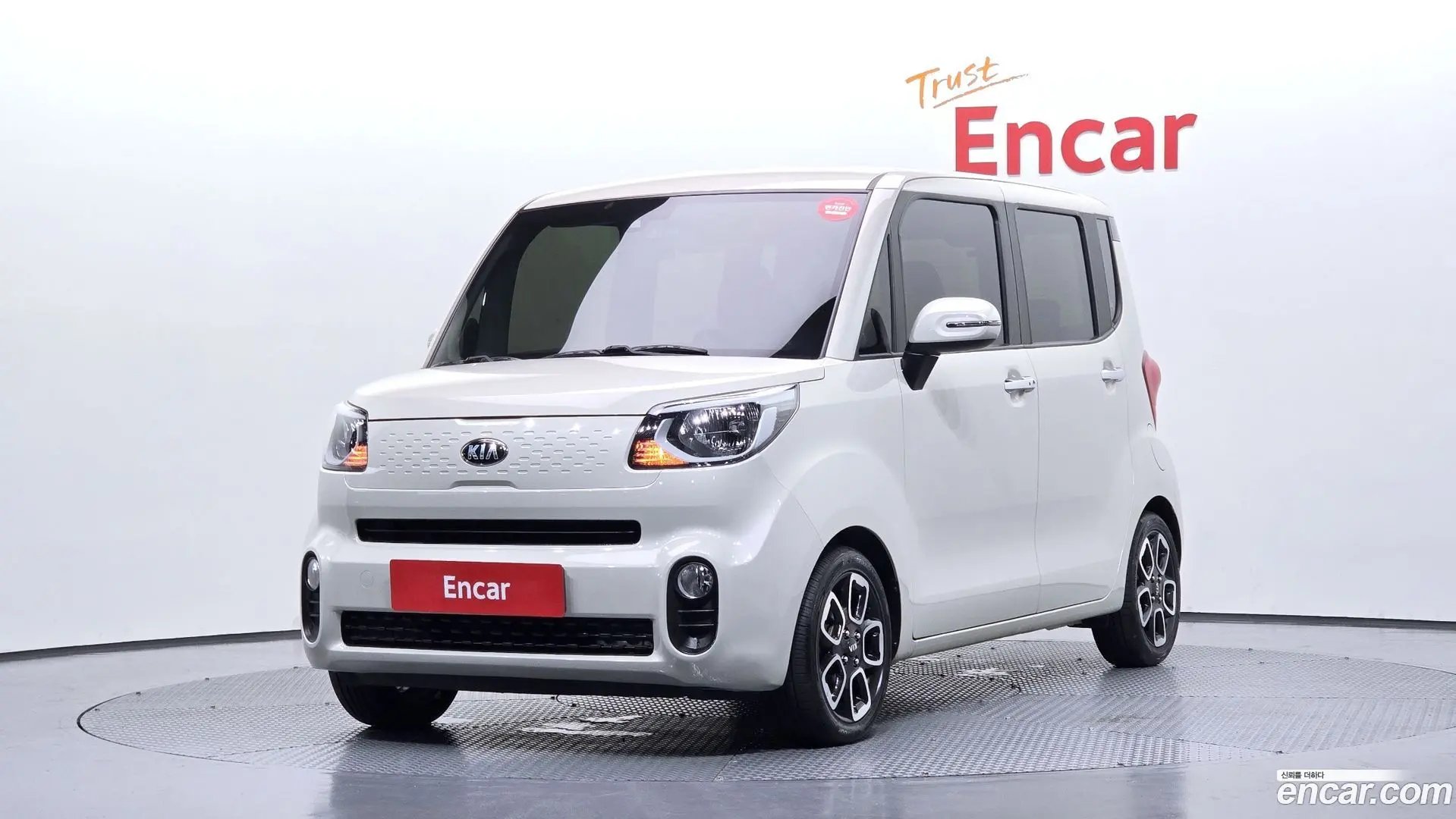 Main__Slider__Photo:RAY Kia 2020.8-0