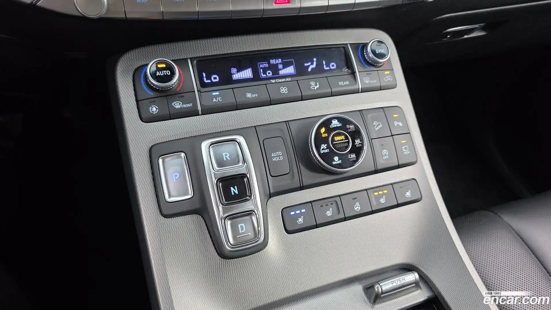 Palisade Hyundai 2022.3-INNER-009