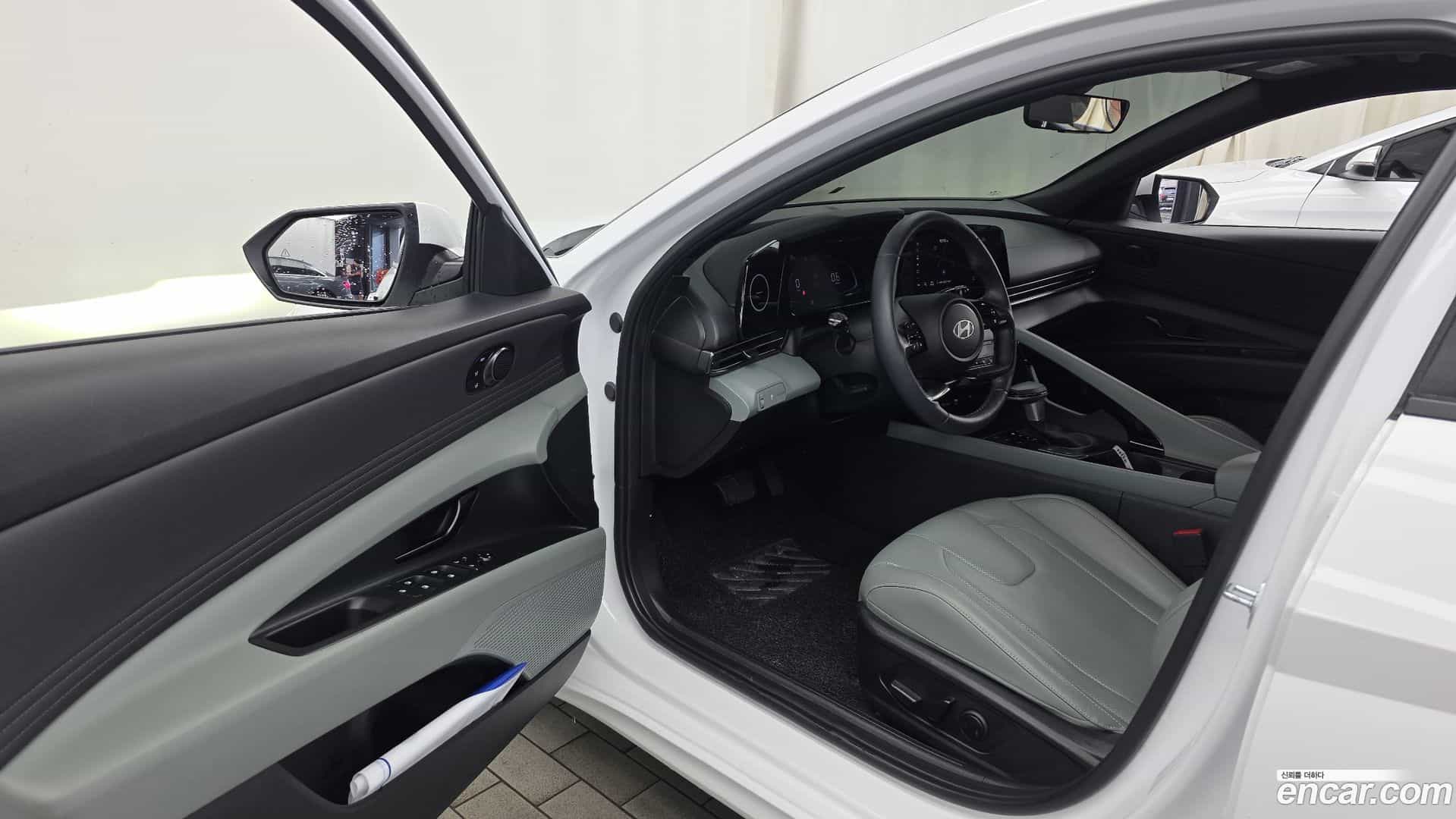 AVANTE Hyundai 2023.3-INNER-010