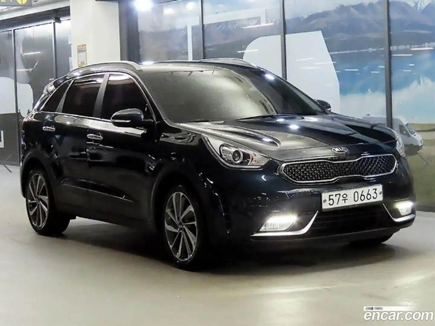 Niro Kia 2016.5-OUTER-001