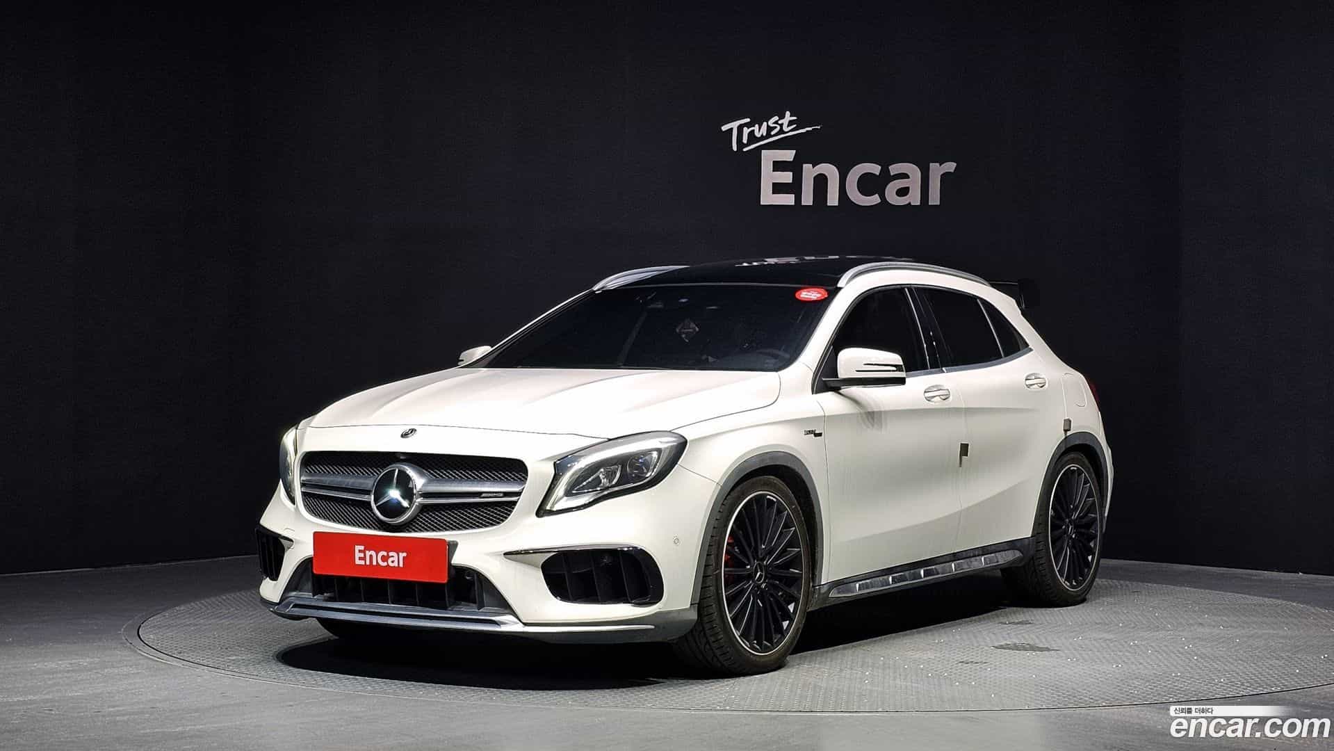 GLA-Class Mercedes-Benz 2019.3-OUTER-001