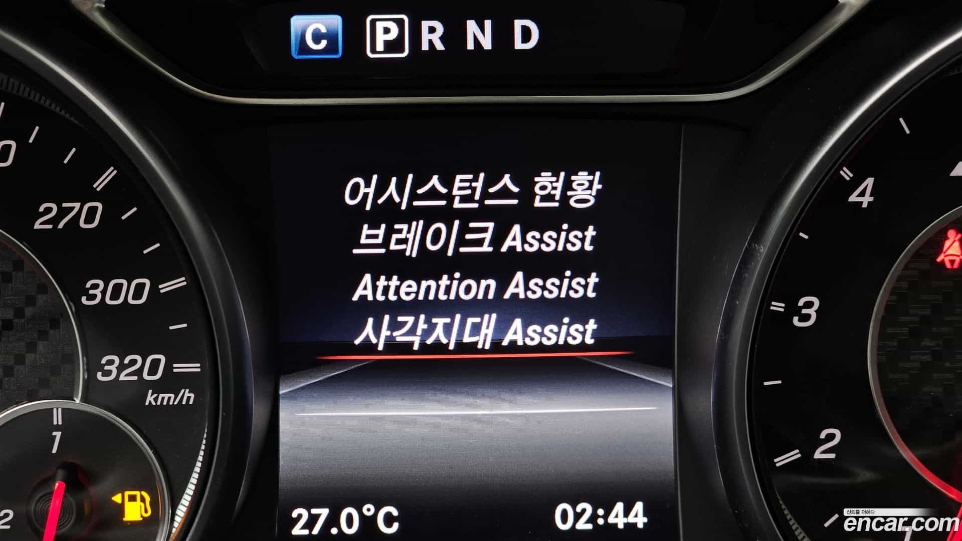 GLA-Class Mercedes-Benz 2019.3-OPTION-020