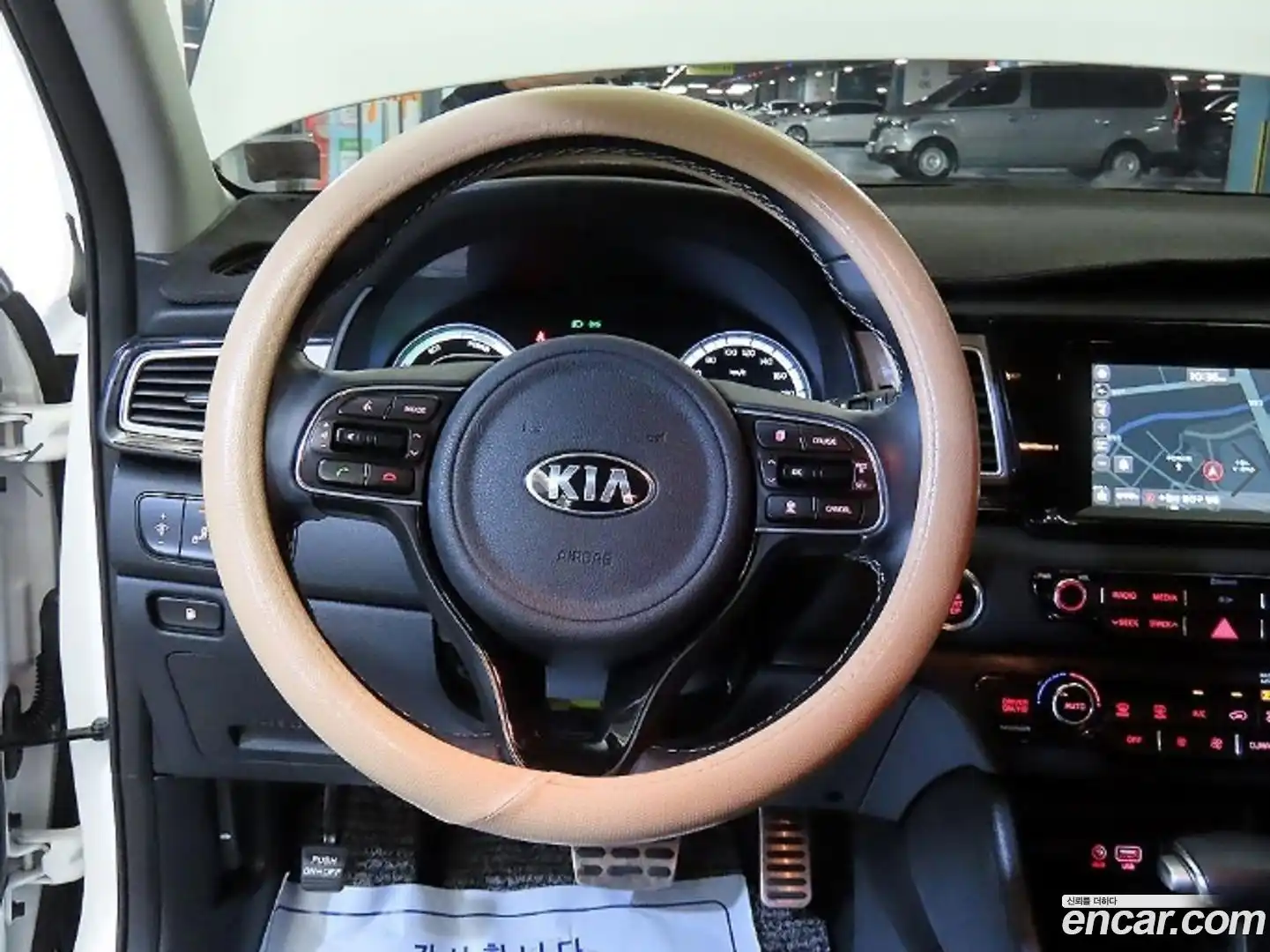 Niro Kia 2018.10-INNER-008