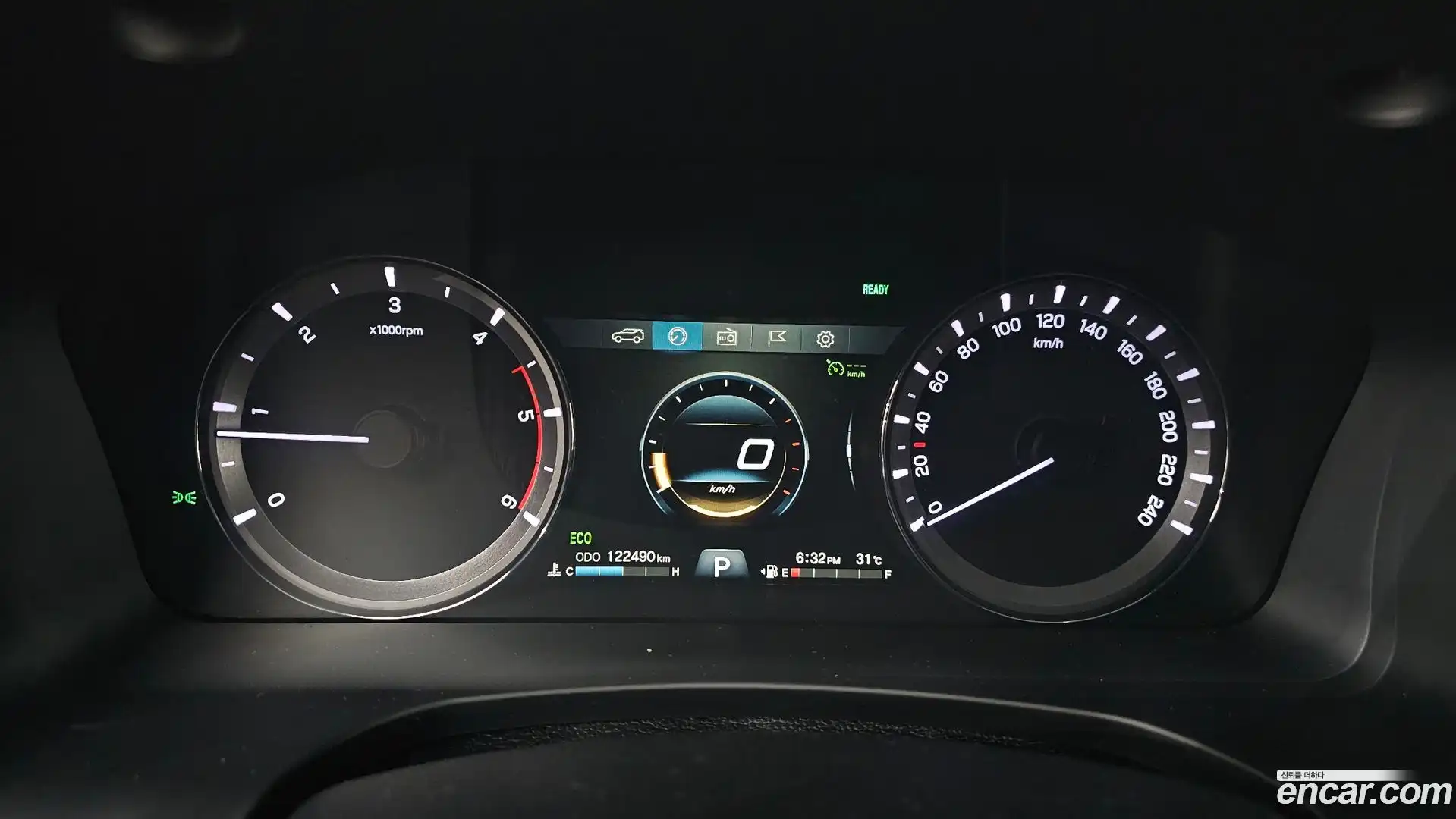 Rexton KG Mobility 2019.0-INNER-008