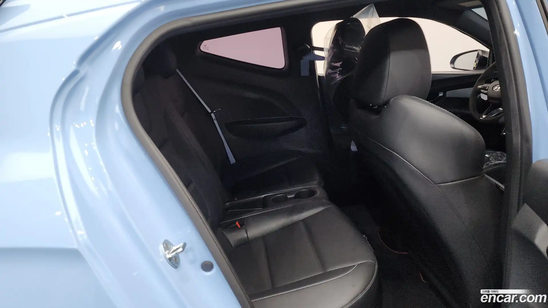 Veloster Hyundai 2019.11-OPTION-015