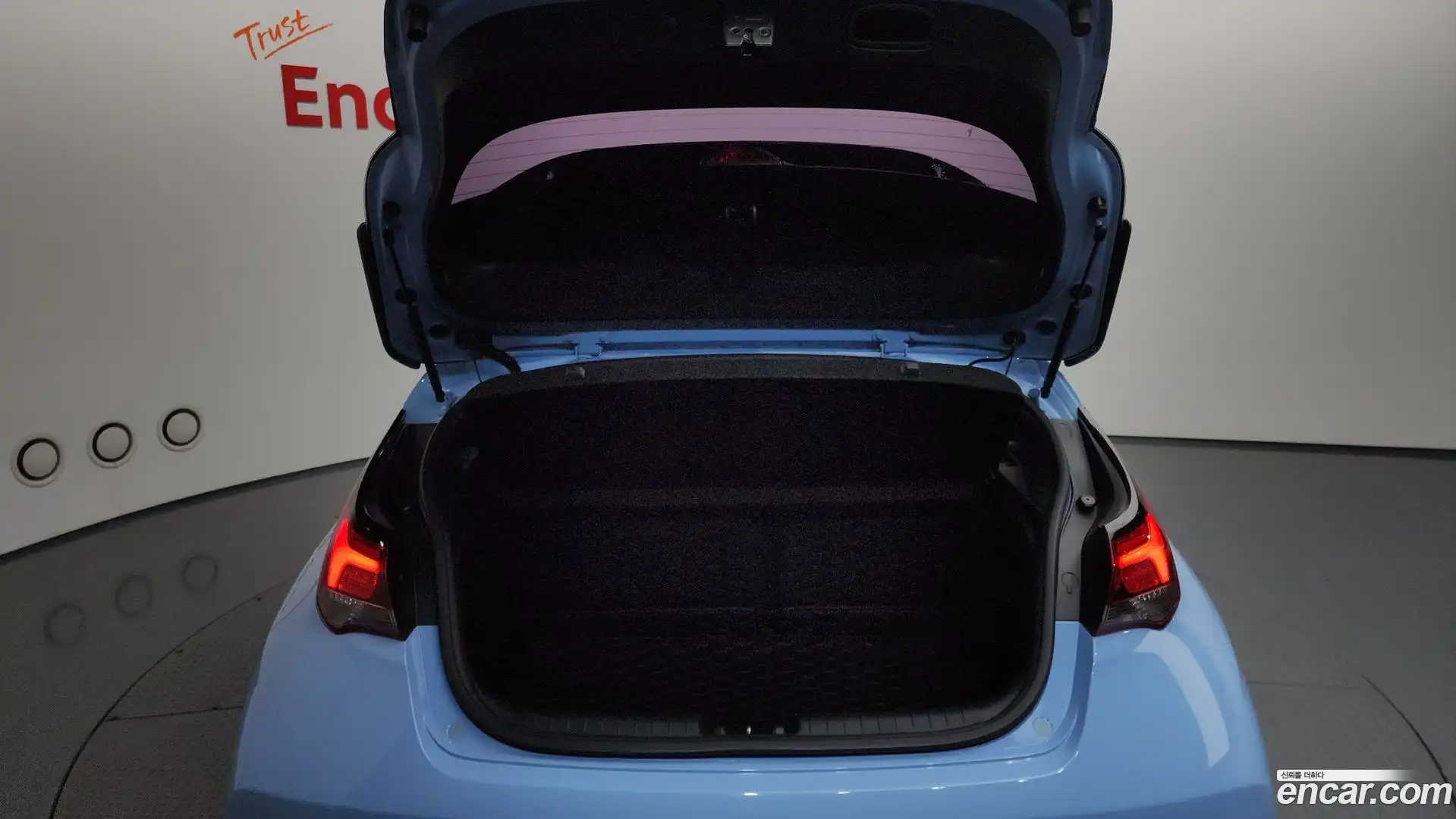 Veloster Hyundai 2019.11-OPTION-023