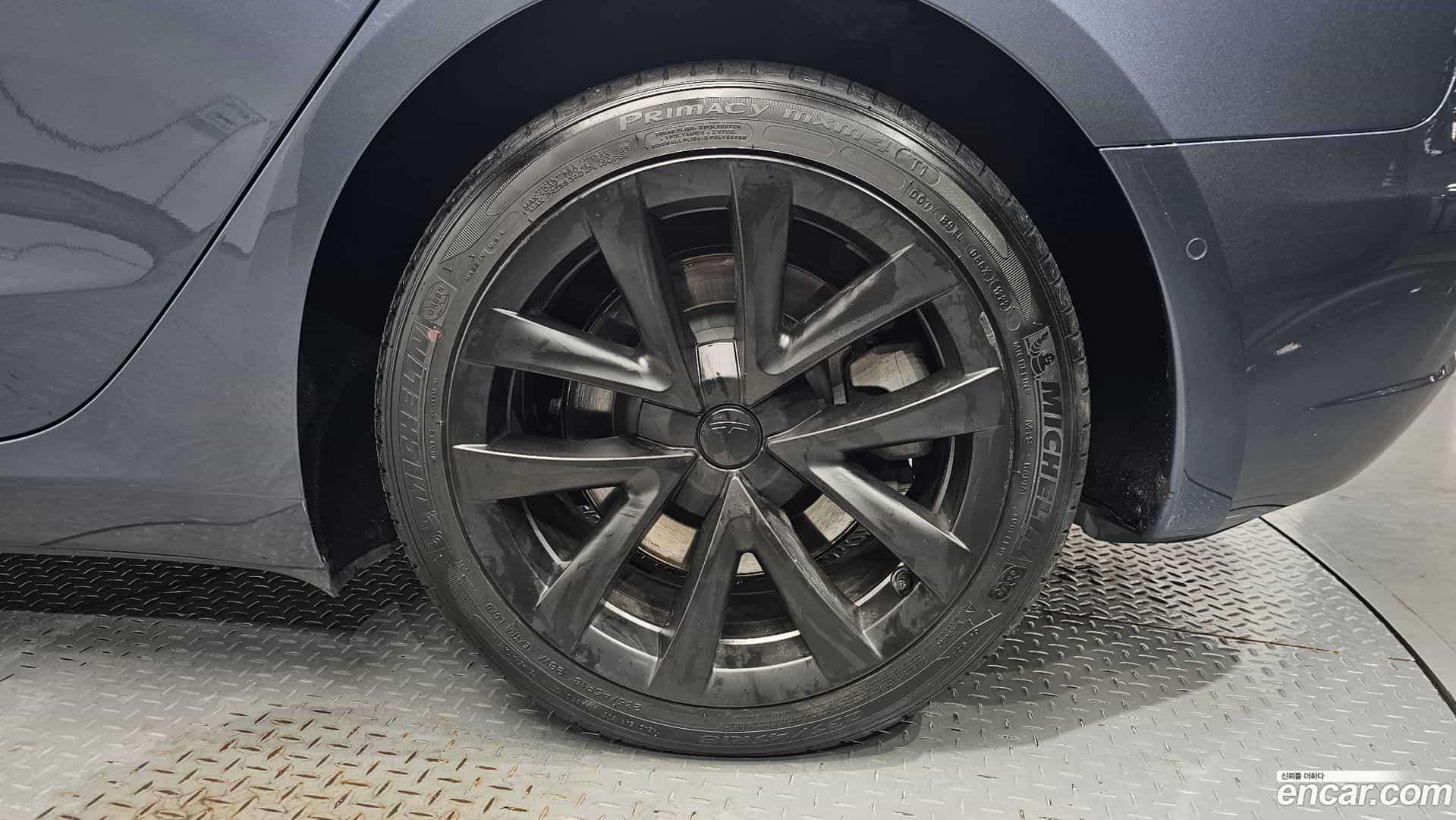 Model 3 Tesla 2022.7-OUTER-031