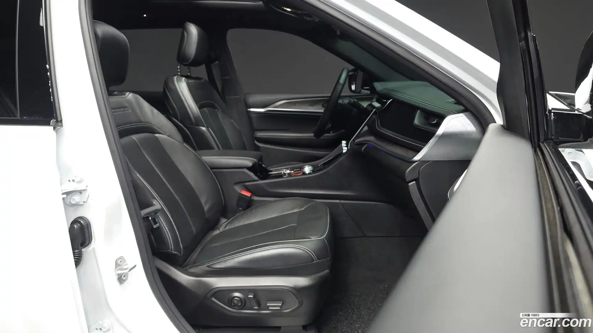 Cherokee Jeep 2022.11-OPTION-015