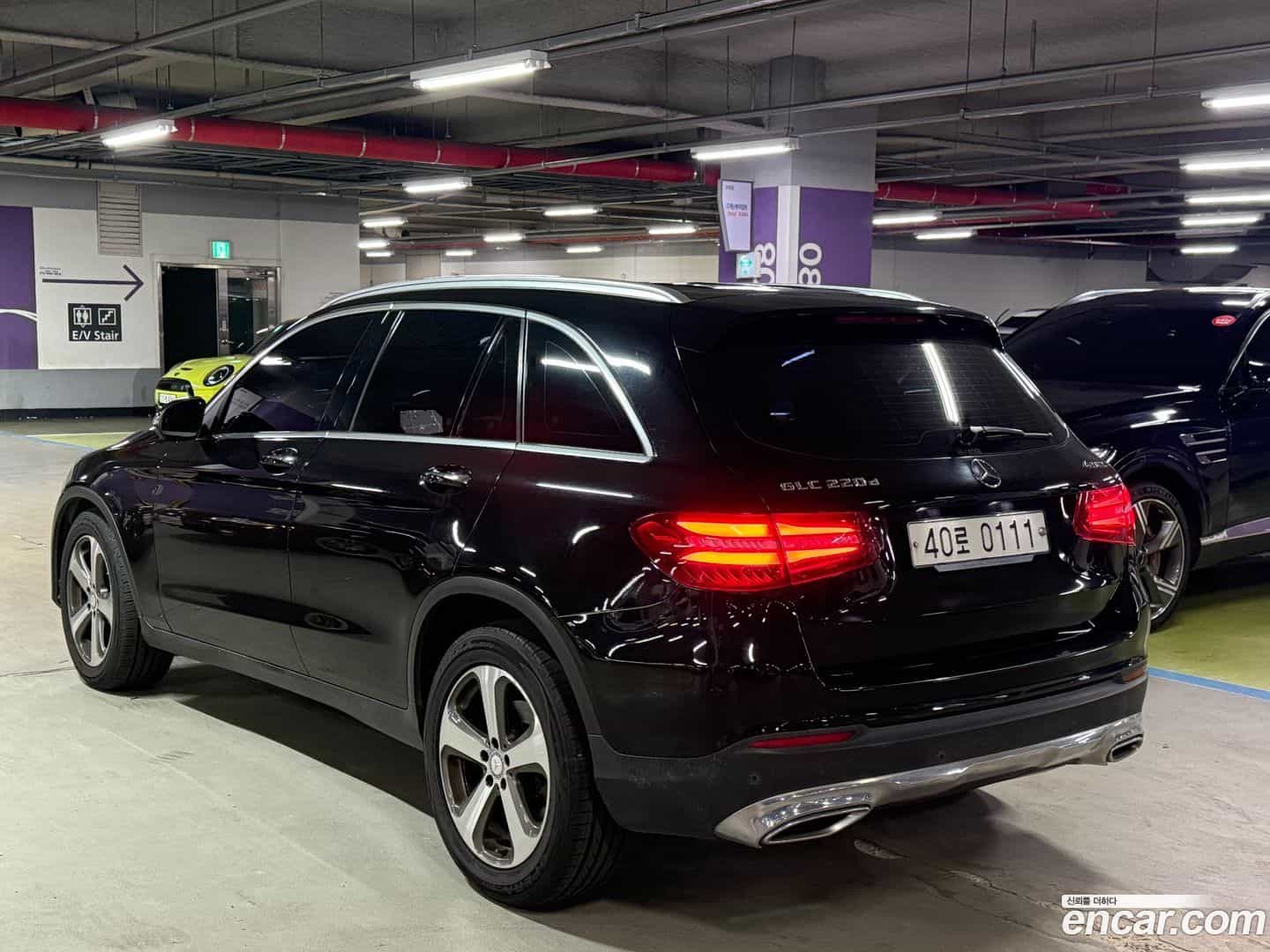 GLC-Class Mercedes-Benz 2016.4-OUTER-004