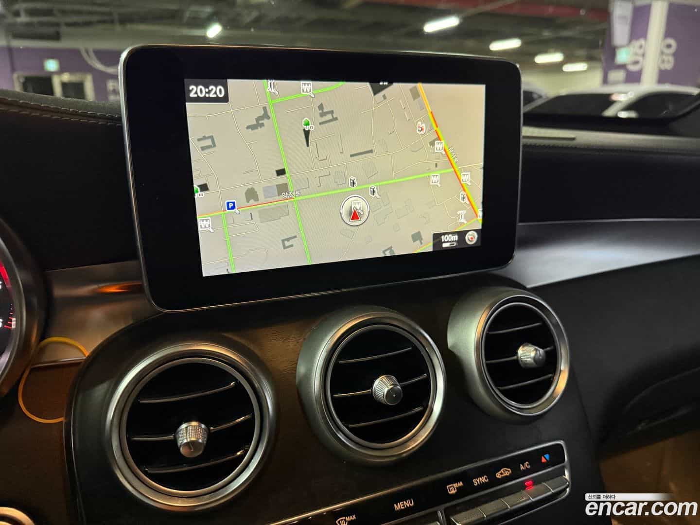 GLC-Class Mercedes-Benz 2016.4-OPTION-017