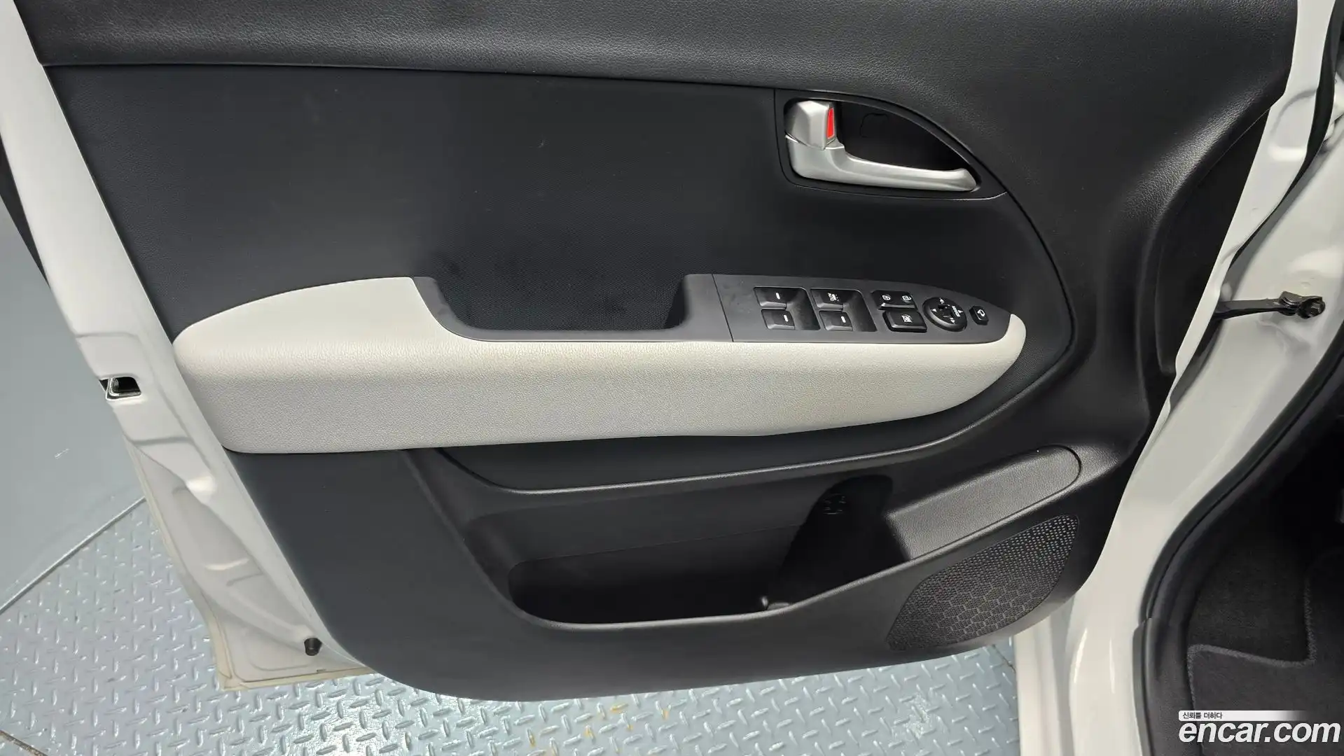 RAY Kia 2022.9-INNER-034
