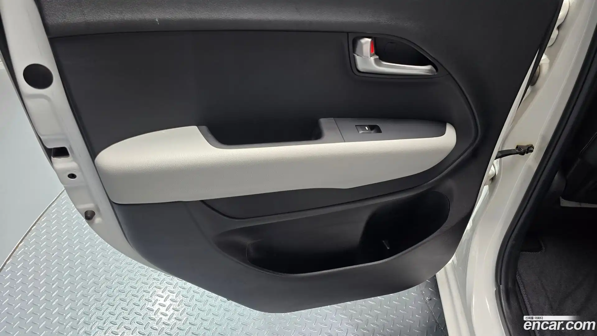 RAY Kia 2022.9-INNER-035