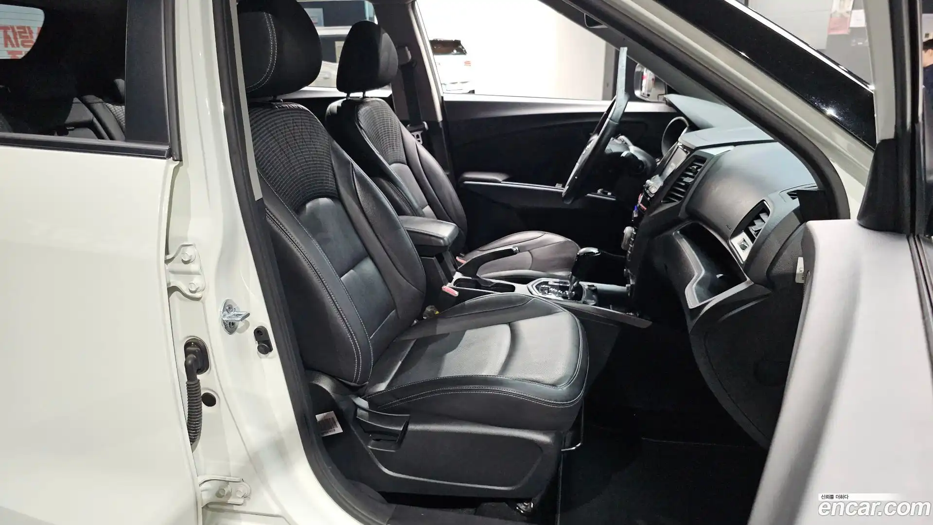 TIBOLI KG Mobility 2018.4-OPTION-016