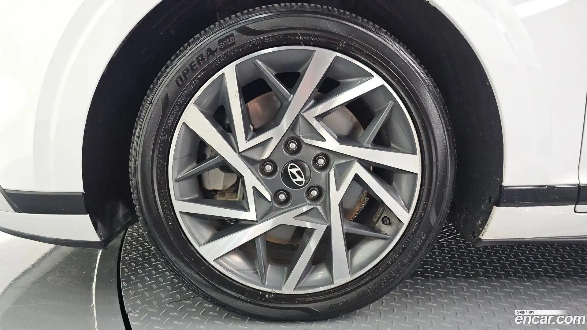 Grandeur Hyundai 2023.4-OUTER-005