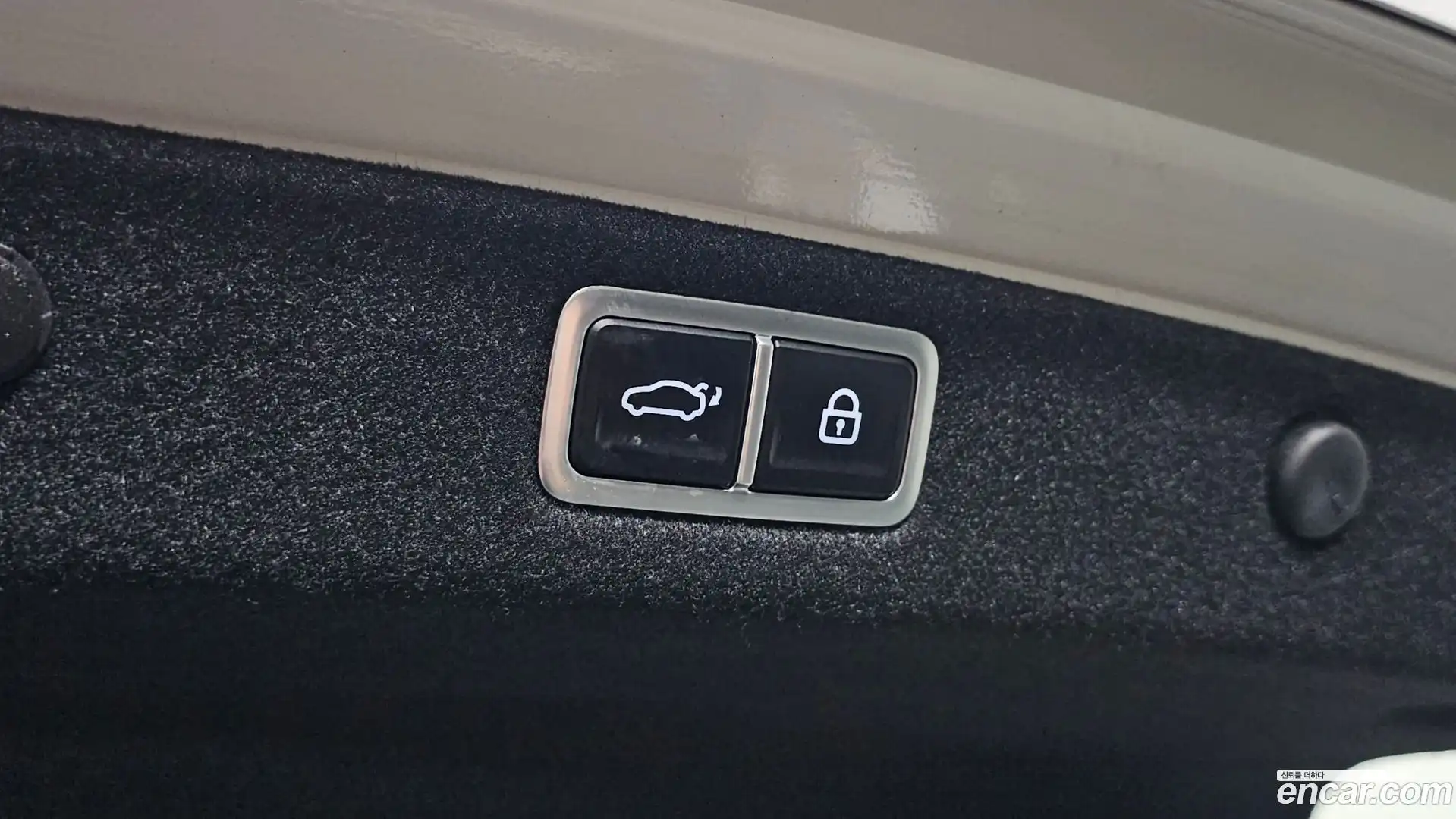 Grandeur Hyundai 2023.4-OPTION-024