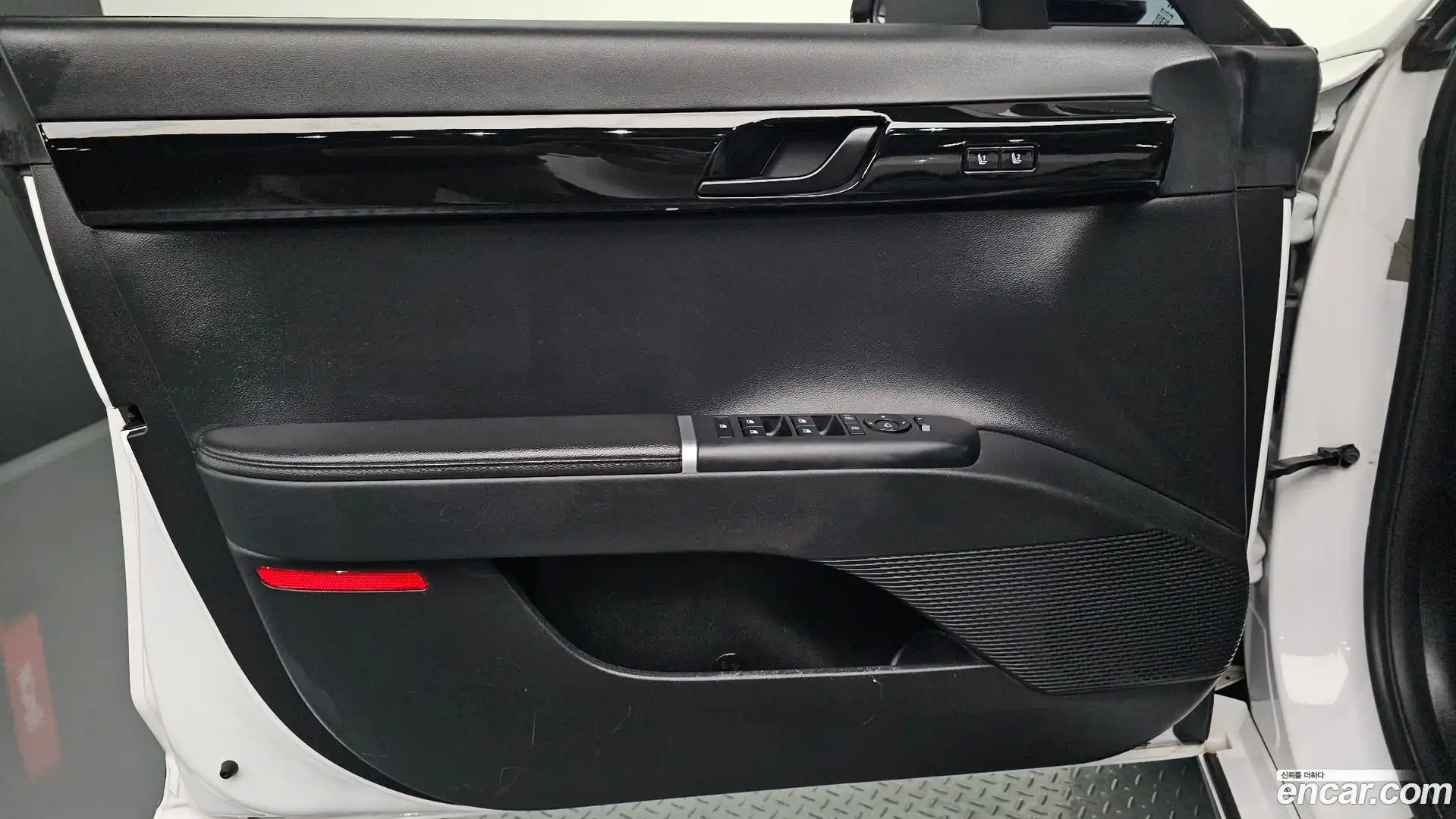 Grandeur Hyundai 2023.4-INNER-034