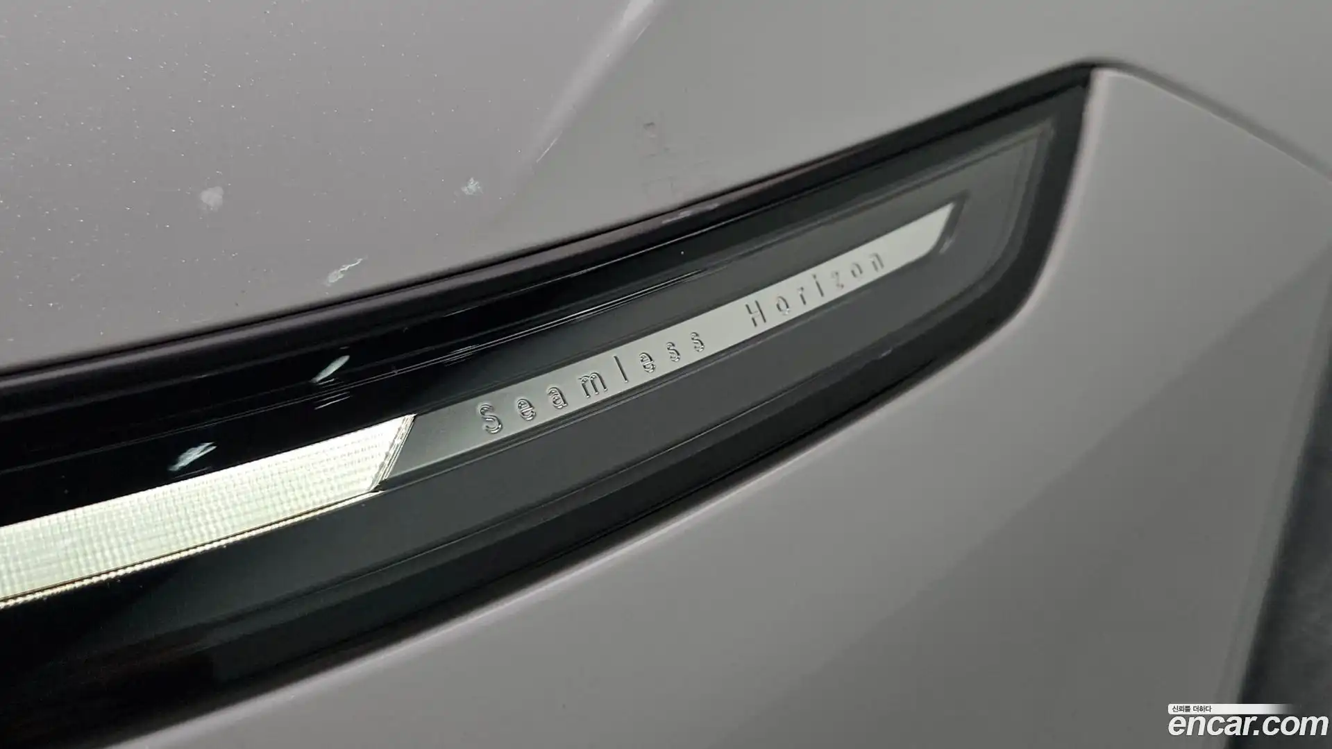 Grandeur Hyundai 2023.4-OPTION-052