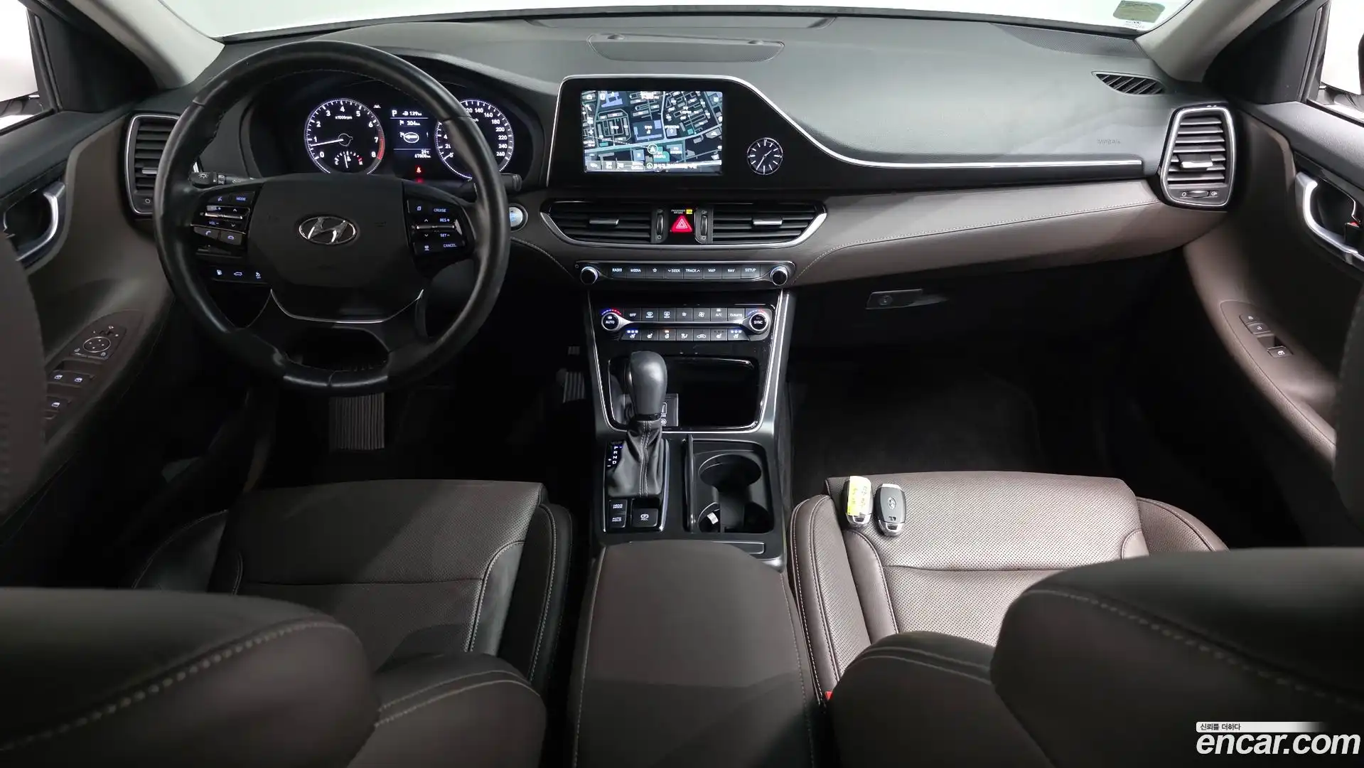 Grandeur Hyundai 2019.4-INNER-007