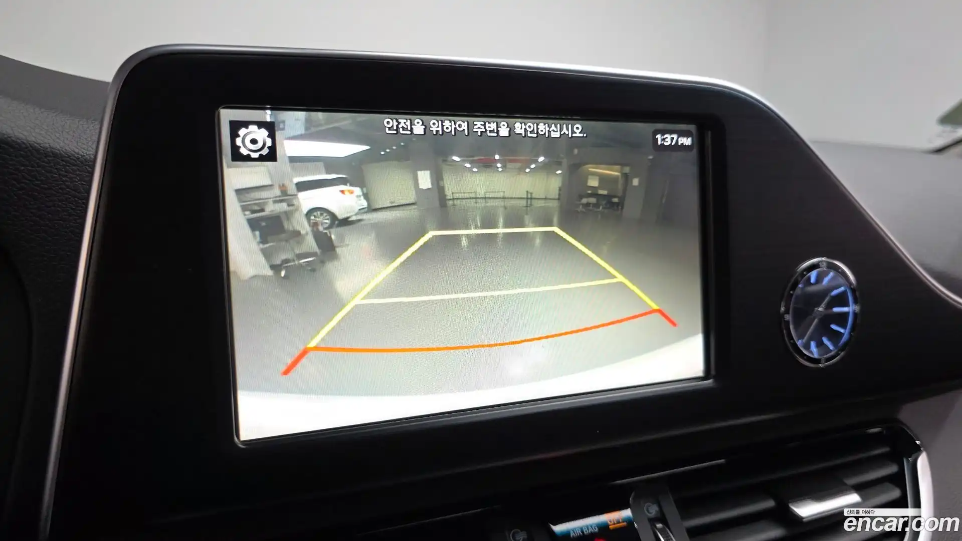Grandeur Hyundai 2019.4-OPTION-018