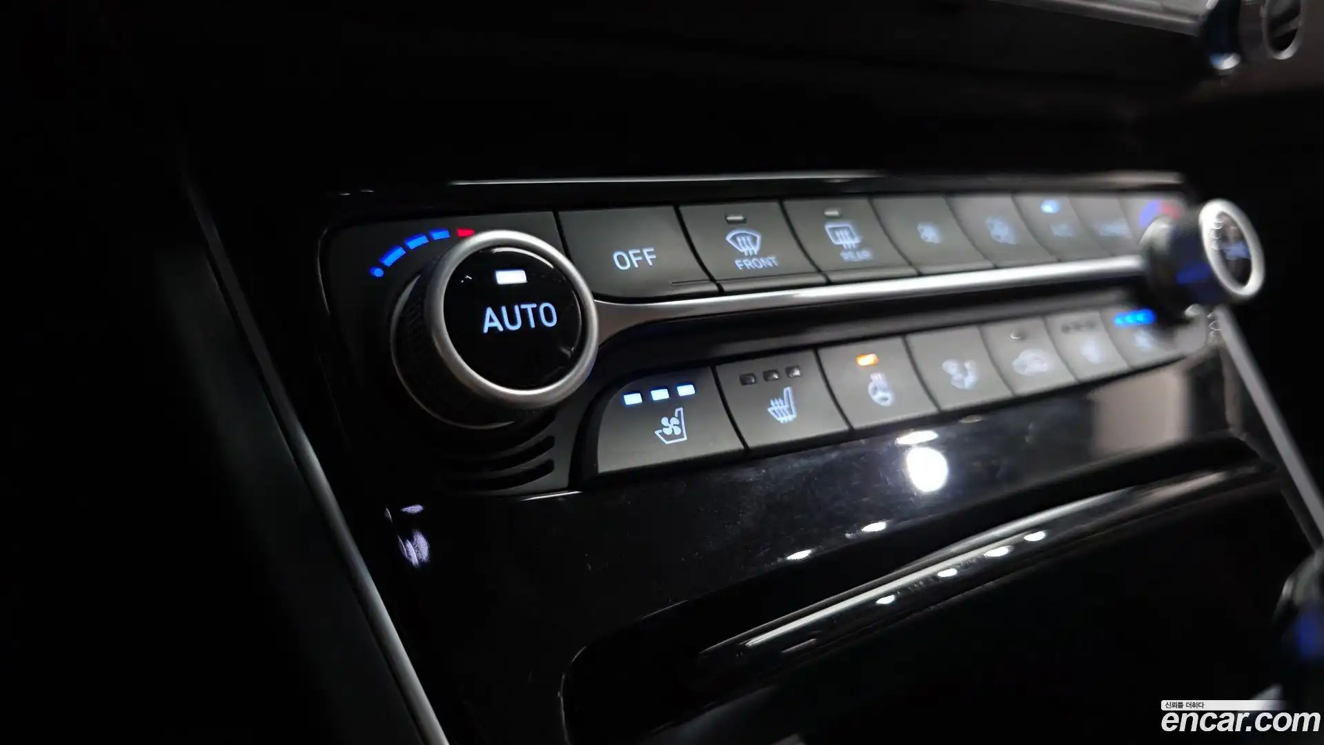 Grandeur Hyundai 2019.4-OPTION-020