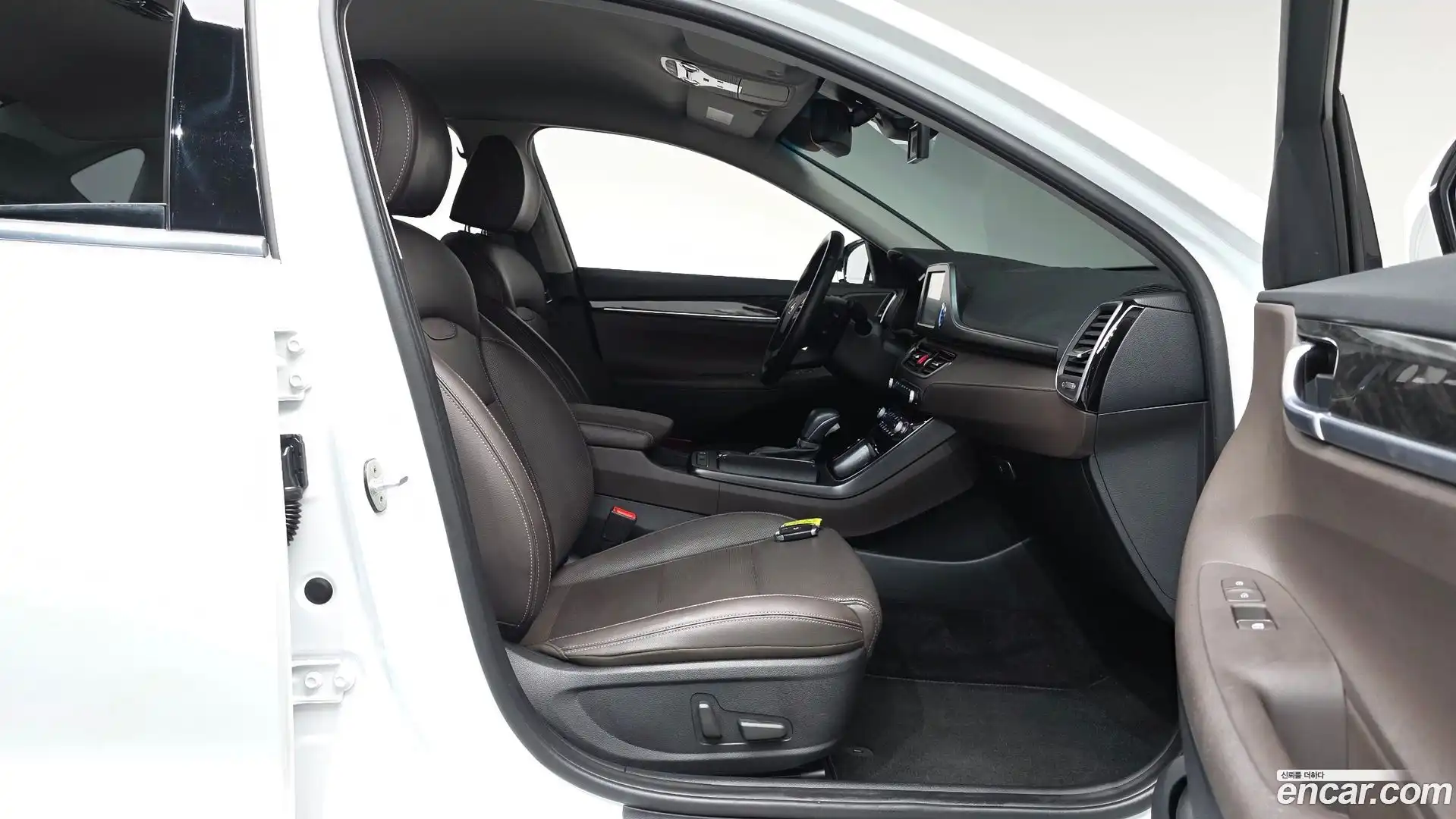 Grandeur Hyundai 2019.4-INNER-036