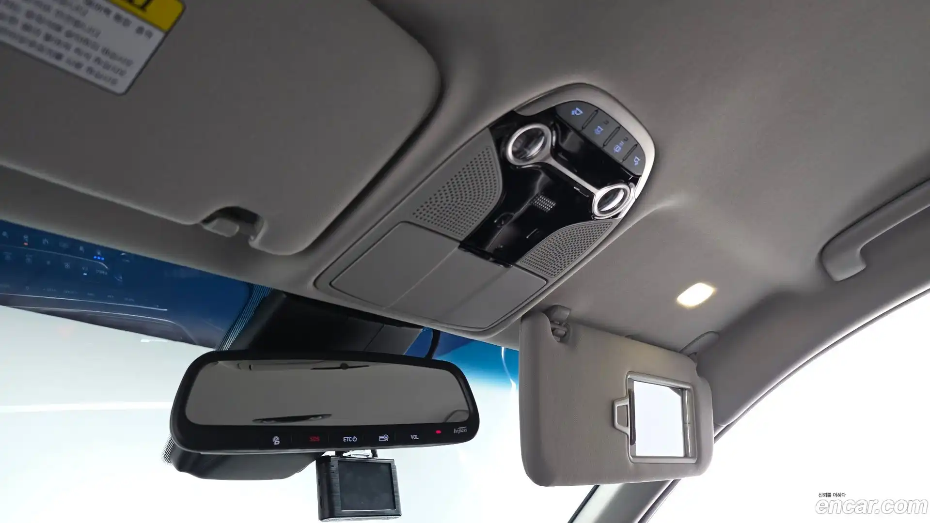 Grandeur Hyundai 2019.4-OPTION-045