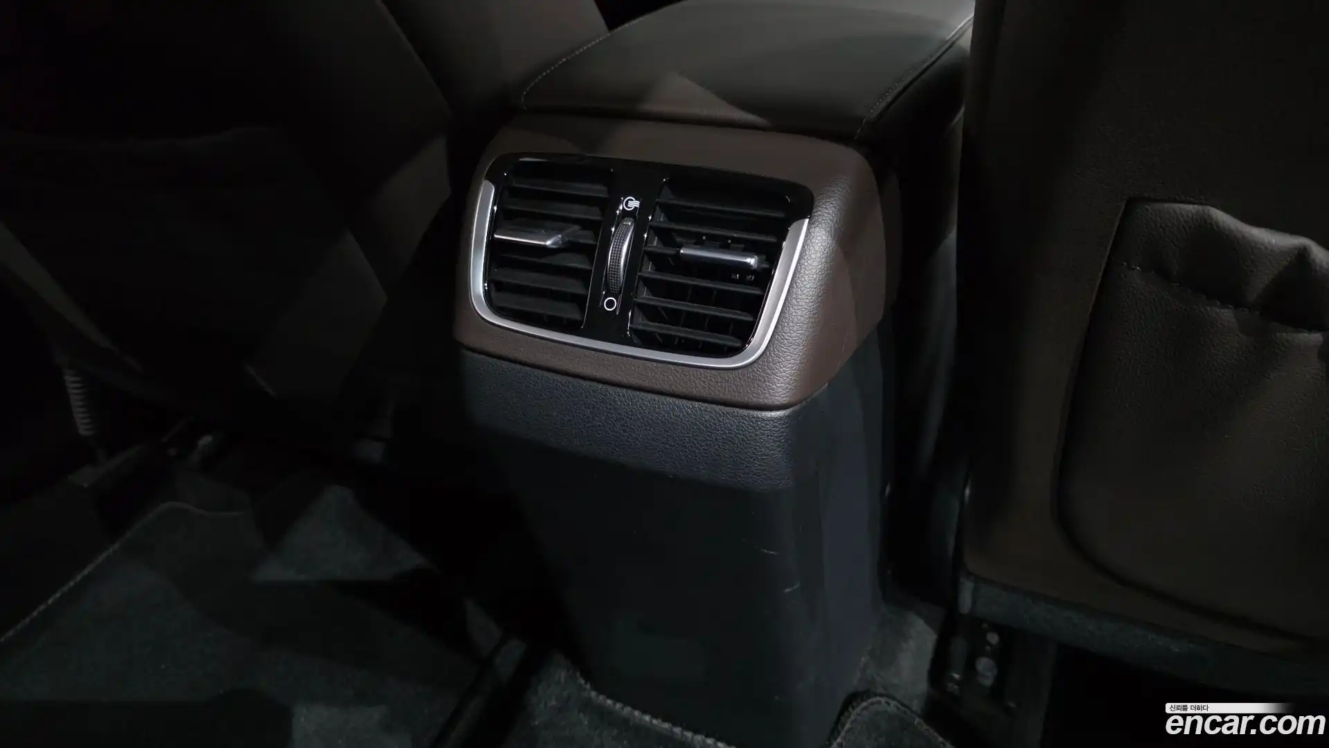 Grandeur Hyundai 2019.4-OPTION-047