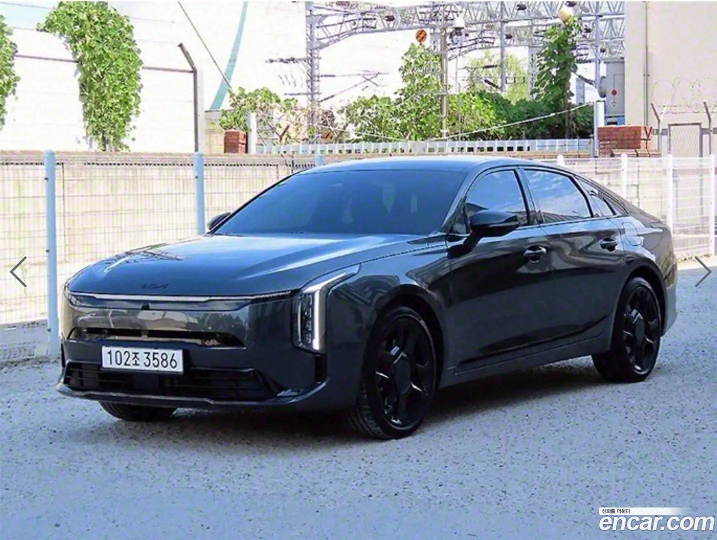 Main__Slider__Photo:K8 Kia 2025.1-0