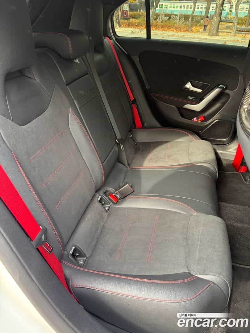 A-Class Mercedes-Benz 2023.4-INNER-010