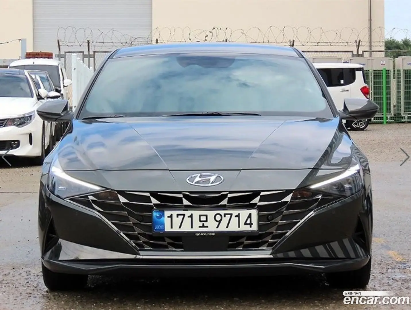 Main__Slider__Photo:AVANTE Hyundai 2021.8-0