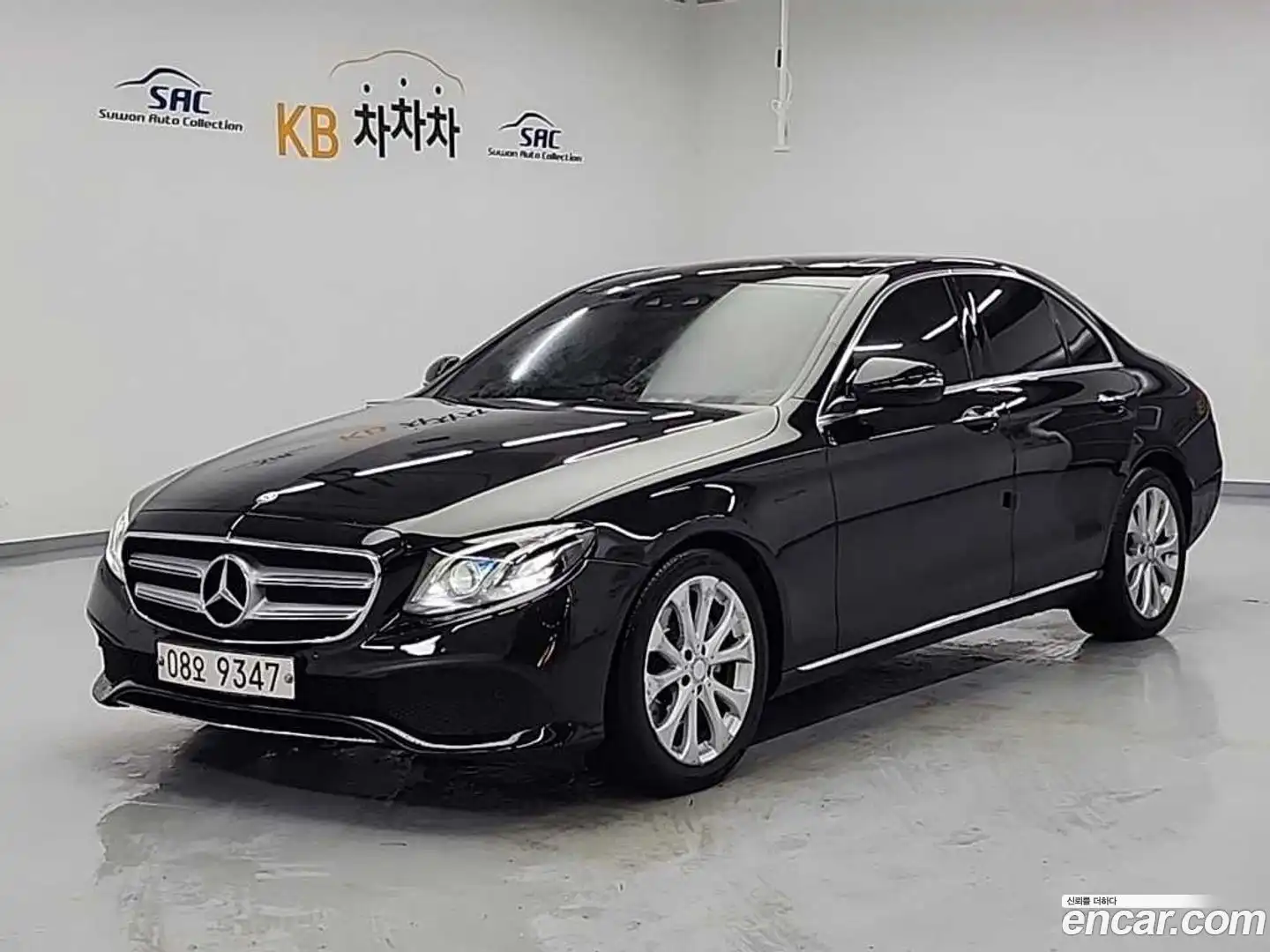 E-Class Mercedes-Benz 2017.3-OUTER-001