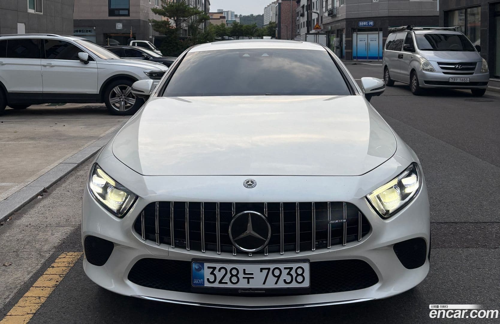 Main__Slider__Photo:CLS-Class Mercedes-Benz 2018.10-0