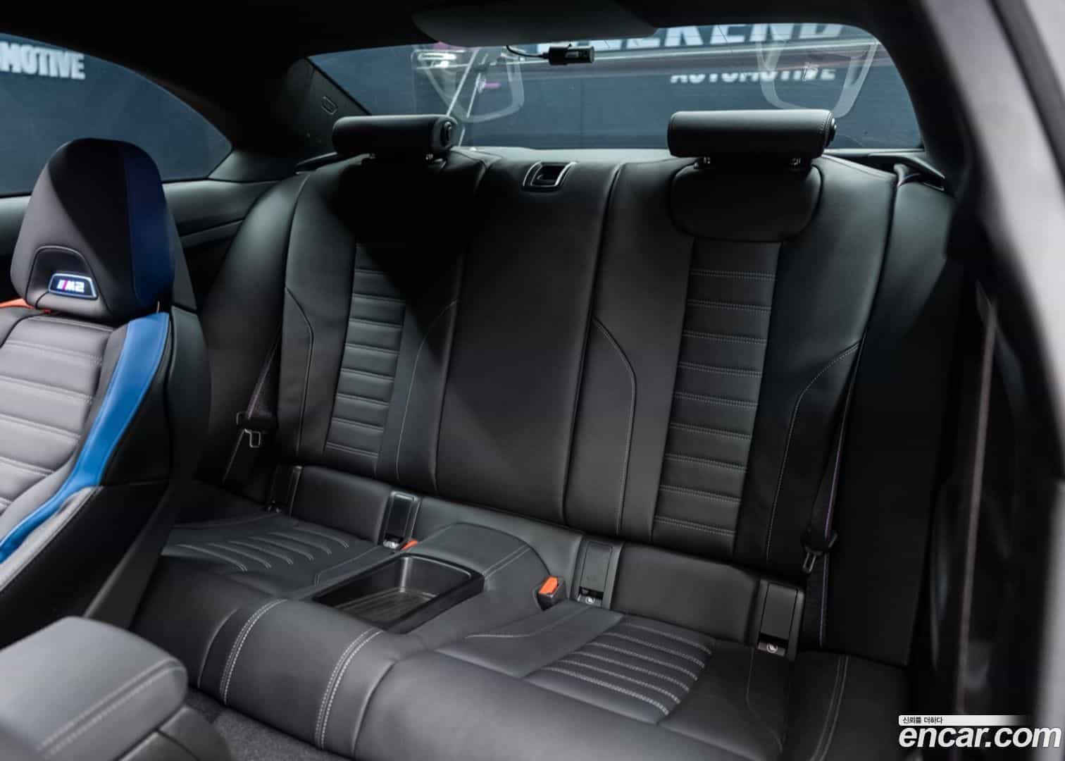 M2 BMW 2026.1-INNER-008
