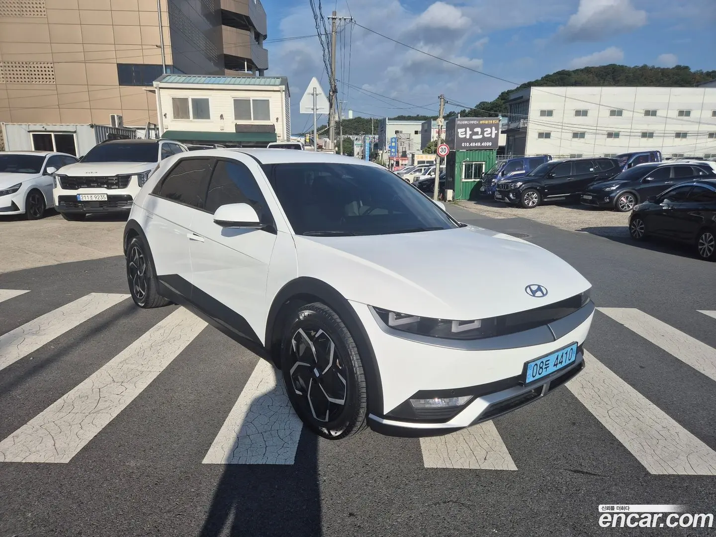 Main__Slider__Photo:Ioniq5 Hyundai 2023.11-0
