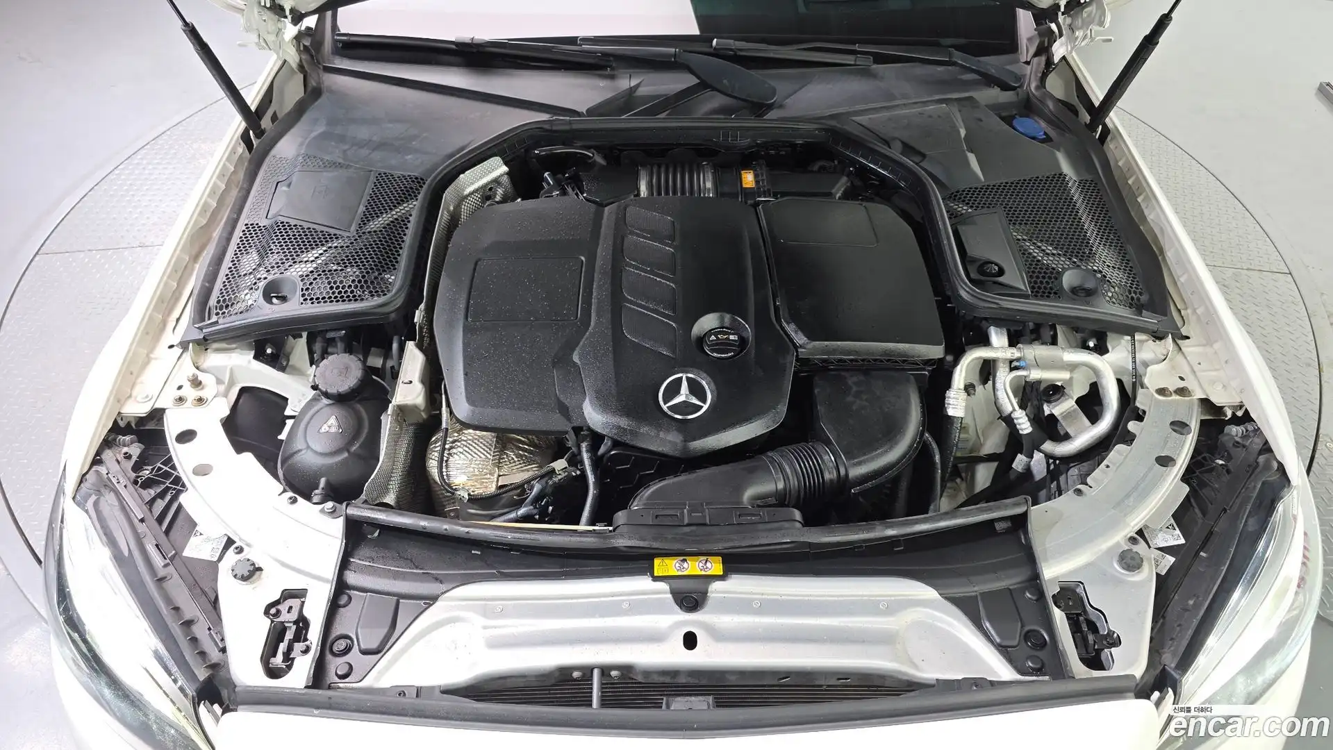 C-Class Mercedes-Benz 2020.2-OUTER-006