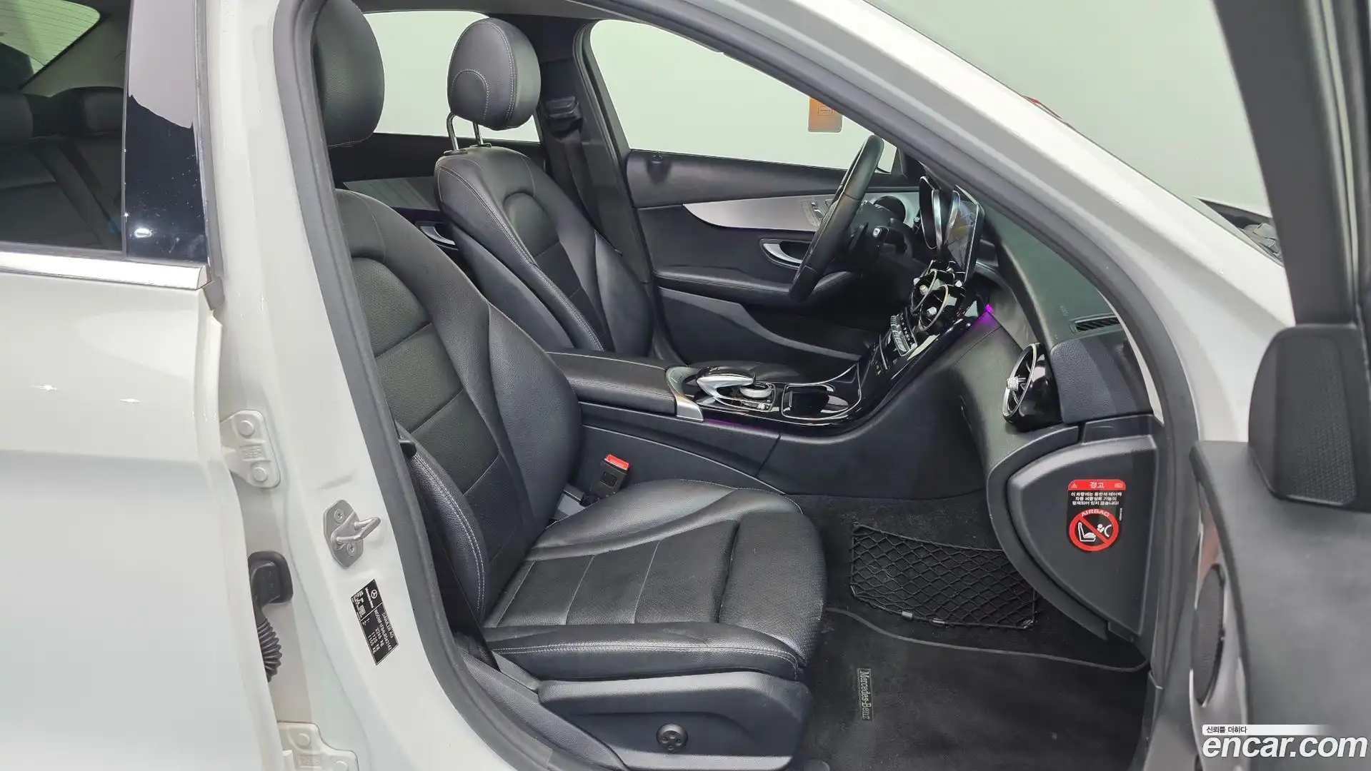 C-Class Mercedes-Benz 2020.2-OPTION-015