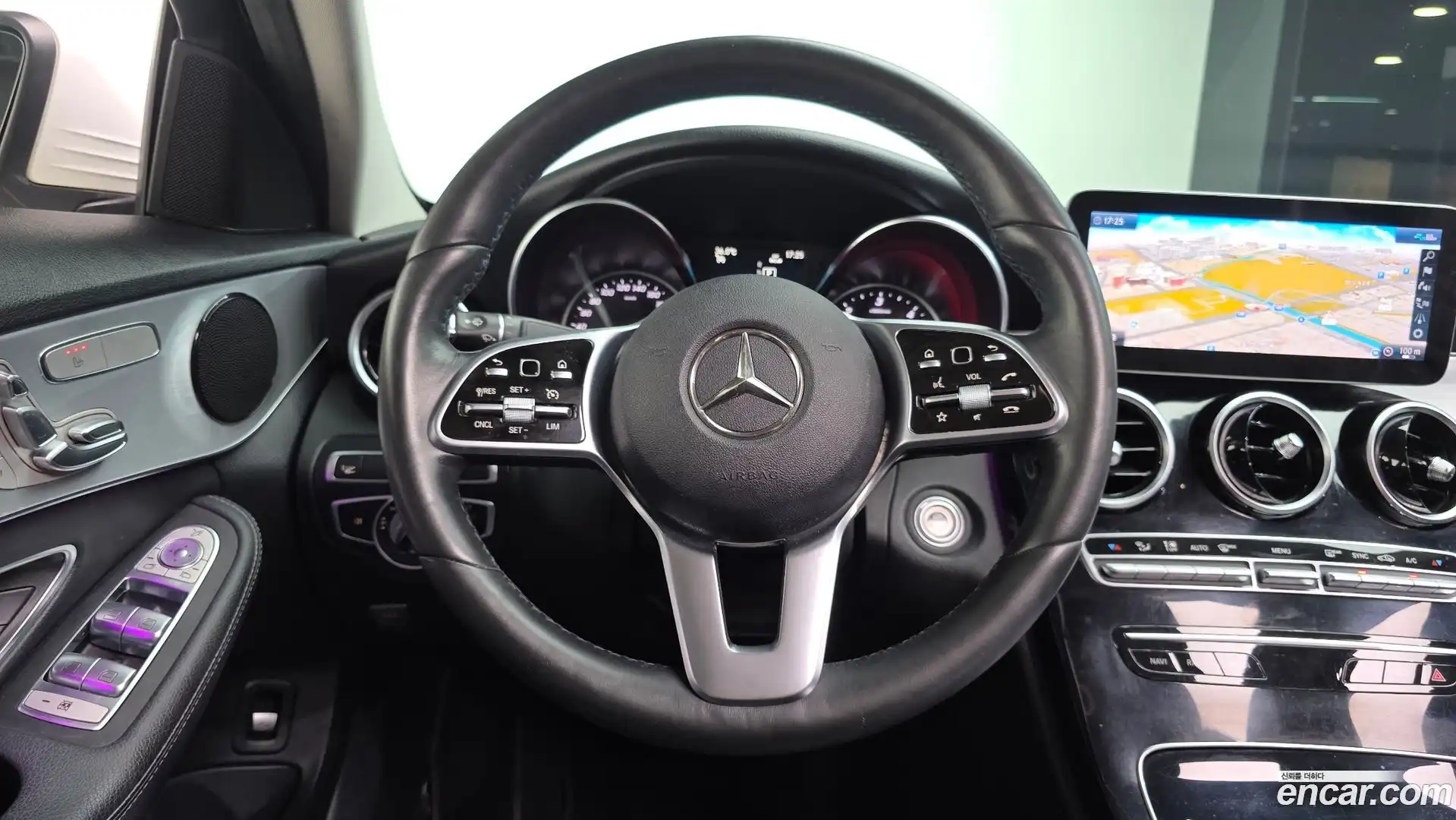C-Class Mercedes-Benz 2020.2-OPTION-017