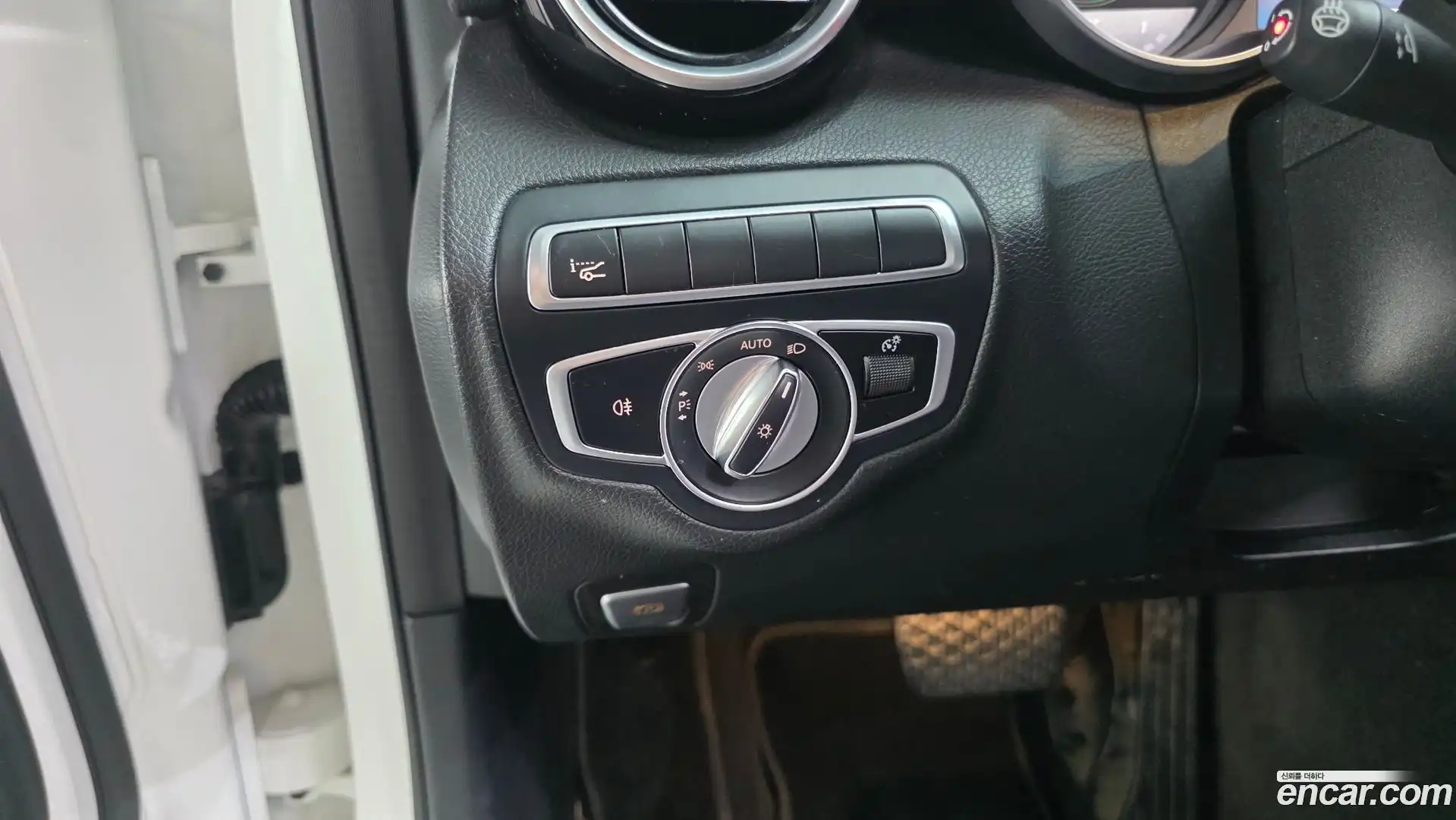 C-Class Mercedes-Benz 2020.2-OPTION-023